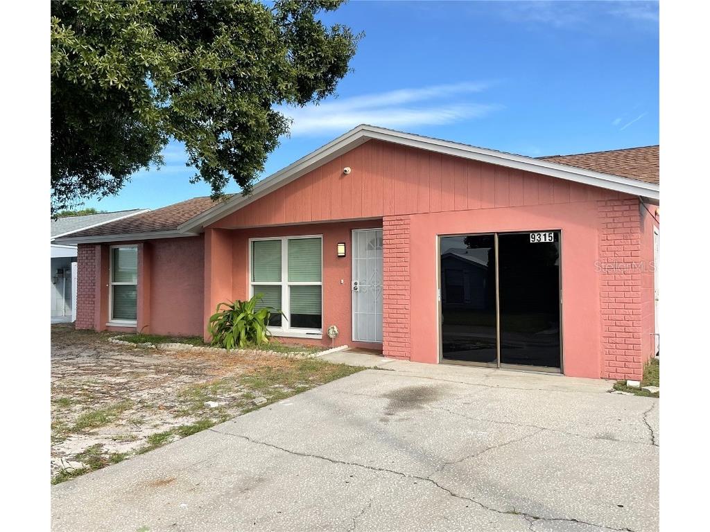 9315 Candlemaker Court Tampa FL 33615 T3478552 image1