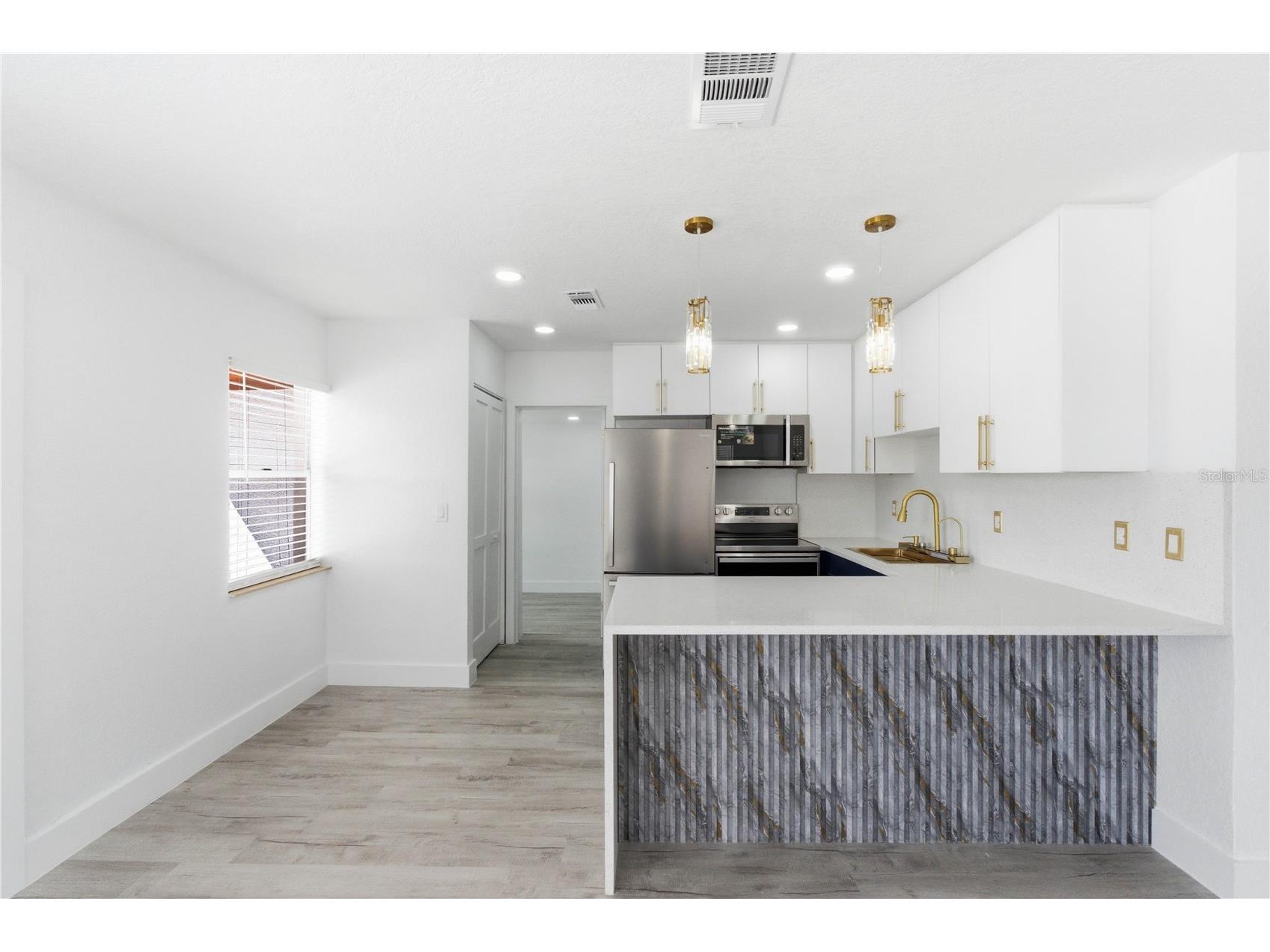 9315 N 16th Street Tampa FL 33612 TB8478787 image6