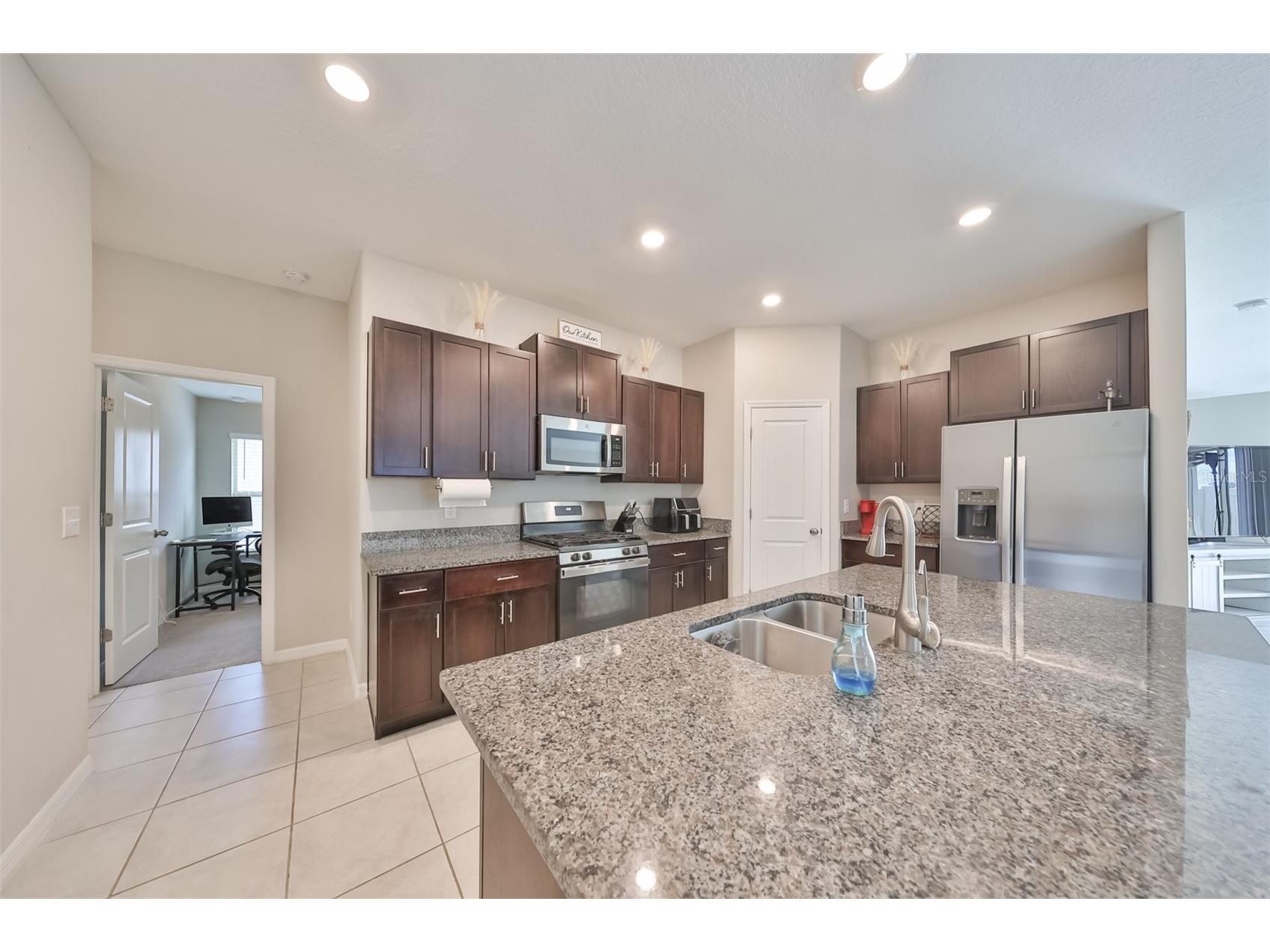 9316 Channing Hill Drive Ruskin FL 33573 TB8518249 image17