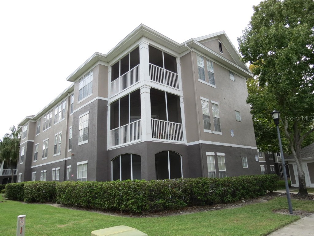 9316 Crescent Loop Circle #102 Tampa FL 33619 T3482248 image1