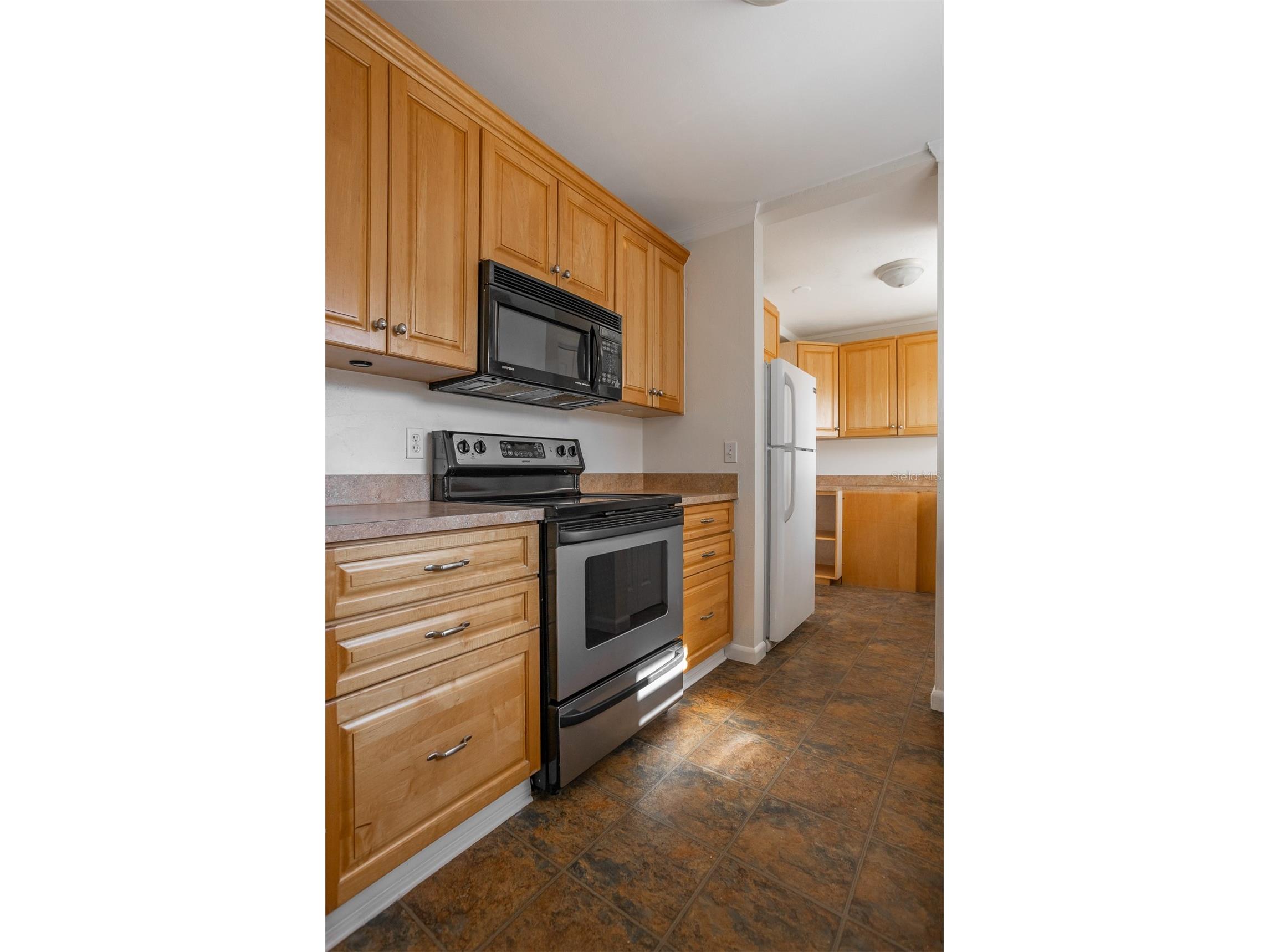 9317 Crestview Street Seminole FL 33772 TB8501460 image10