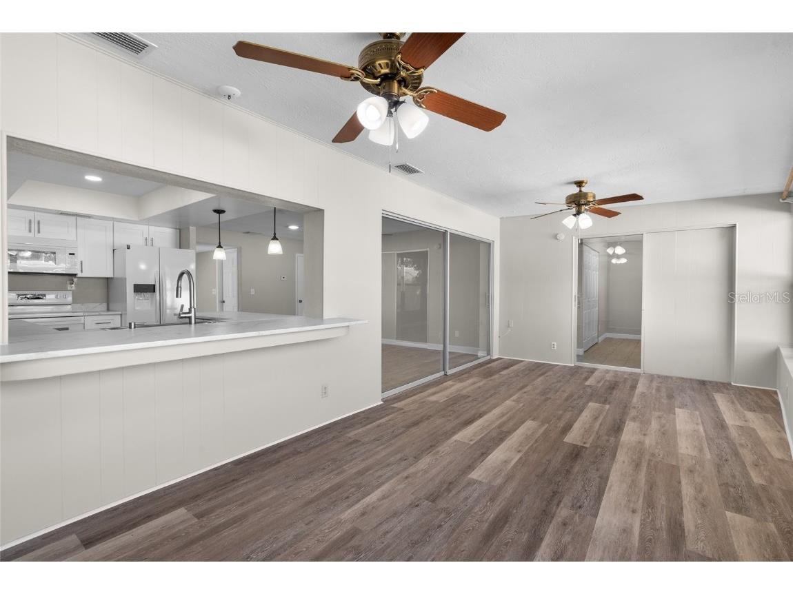 9318 1st Street N Saint Petersburg FL 33702 TB8438648 image21