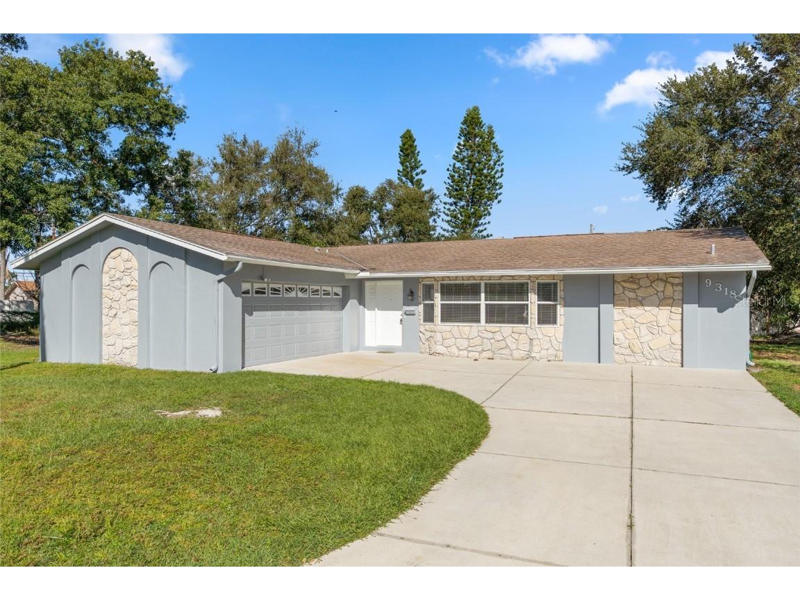 9318 1st Street N Saint Petersburg FL 33702 TB8438648 image5