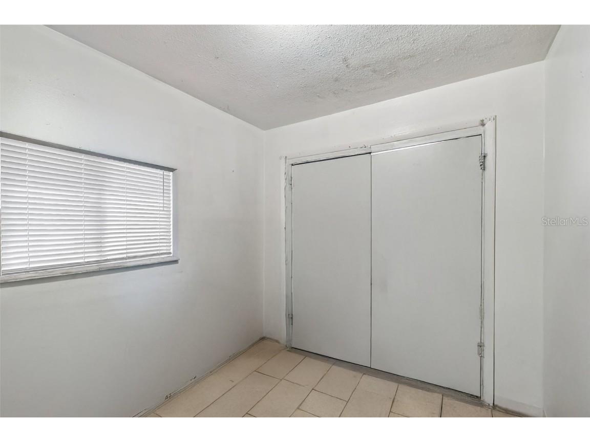 9318 N 11th Street Tampa FL 33612 TB8426470 image11