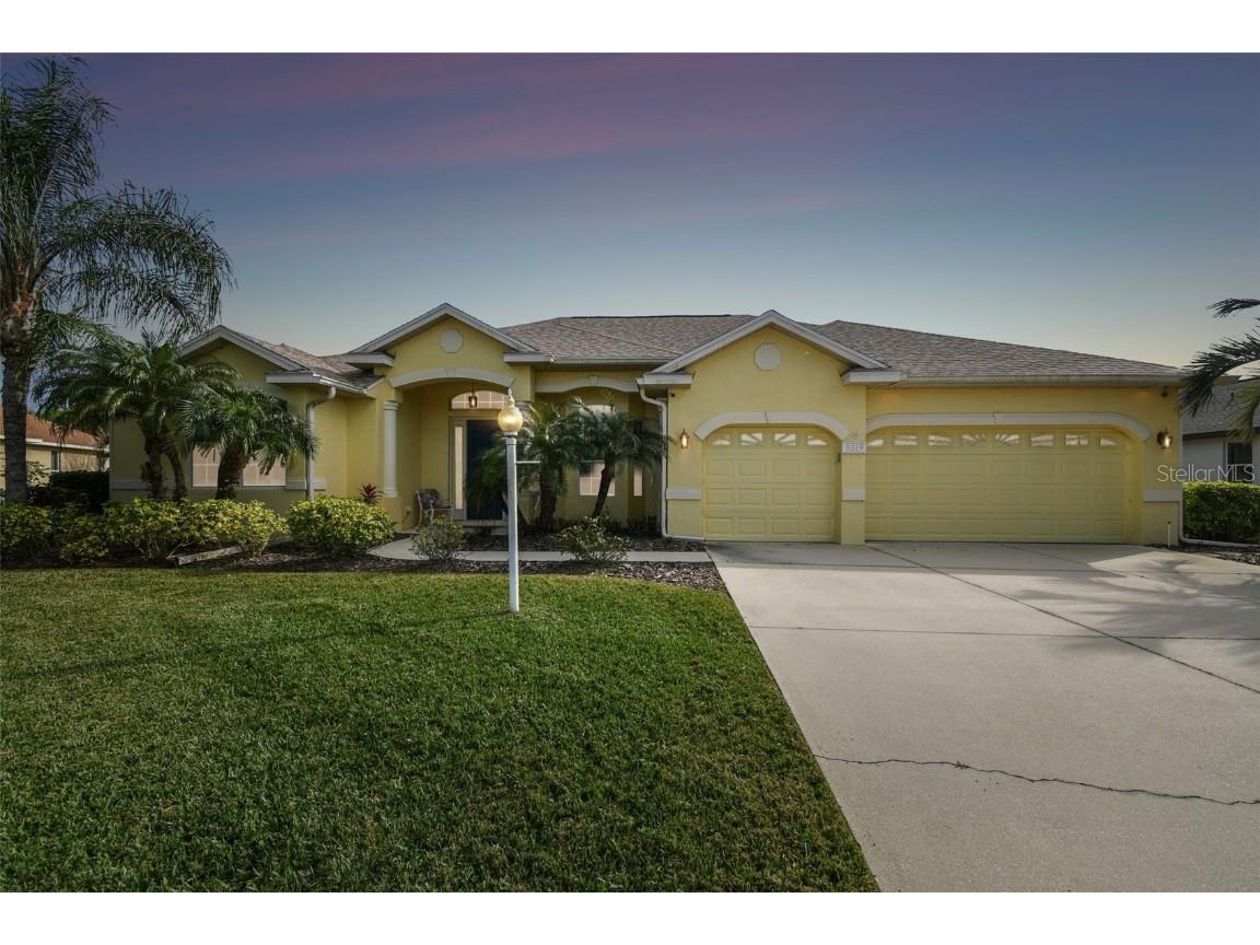 9319 54th Court E Parrish FL 34219 W7862549 image1