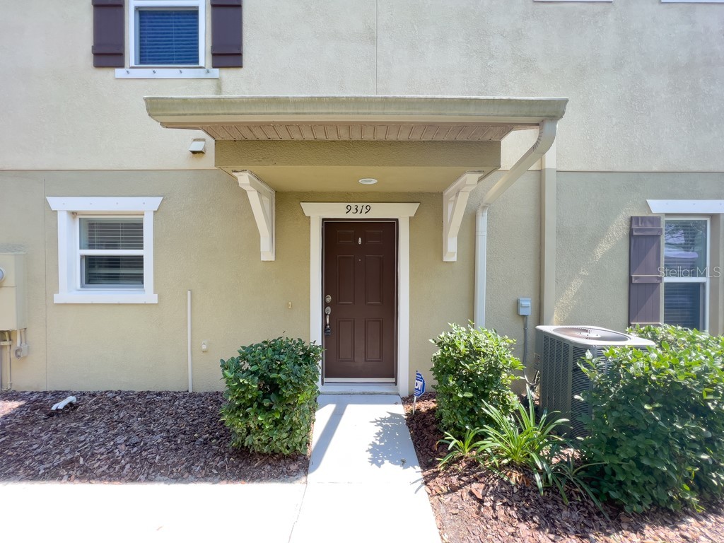 9319 American Hickory Lane Riverview FL 33578 T3431664 image1