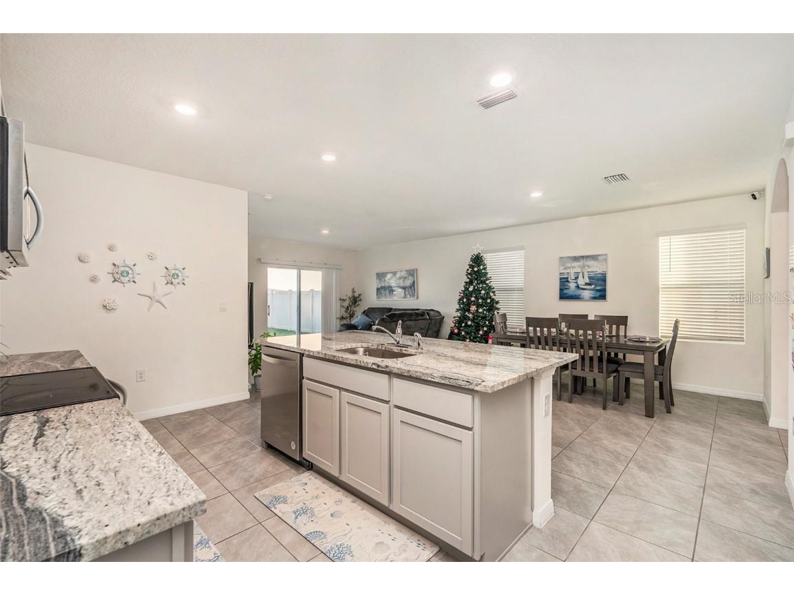 9319 Forge Breeze Loop Wesley Chapel FL 33545 TB8450383 image15