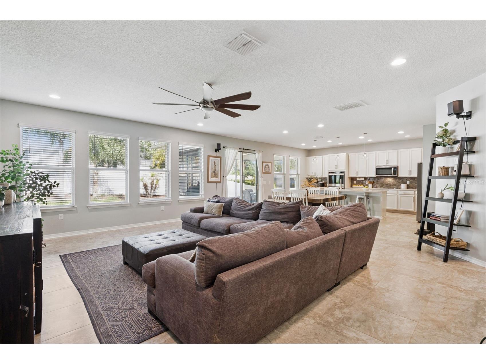 932 Boxelder Avenue Minneola FL 34715 G5112420 image8