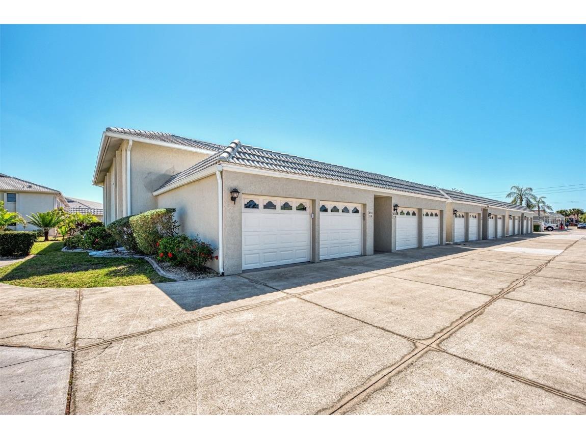 932 Capri Isles Boulevard #118 Venice FL 34292 N6131525 image1