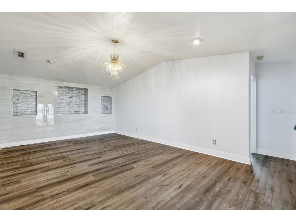 932 Lora Street Daytona Beach FL 32114 FC314005 image12