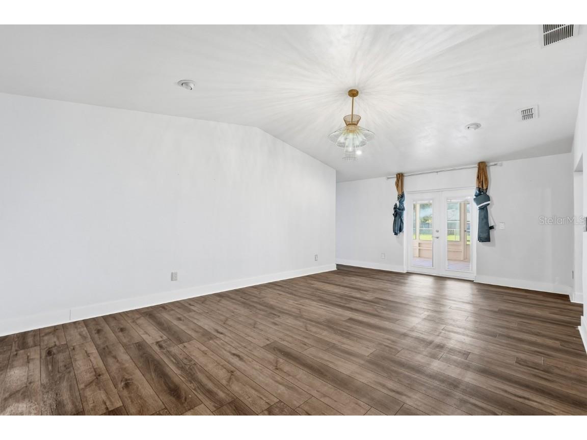 932 Lora Street Daytona Beach FL 32114 FC314005 image14