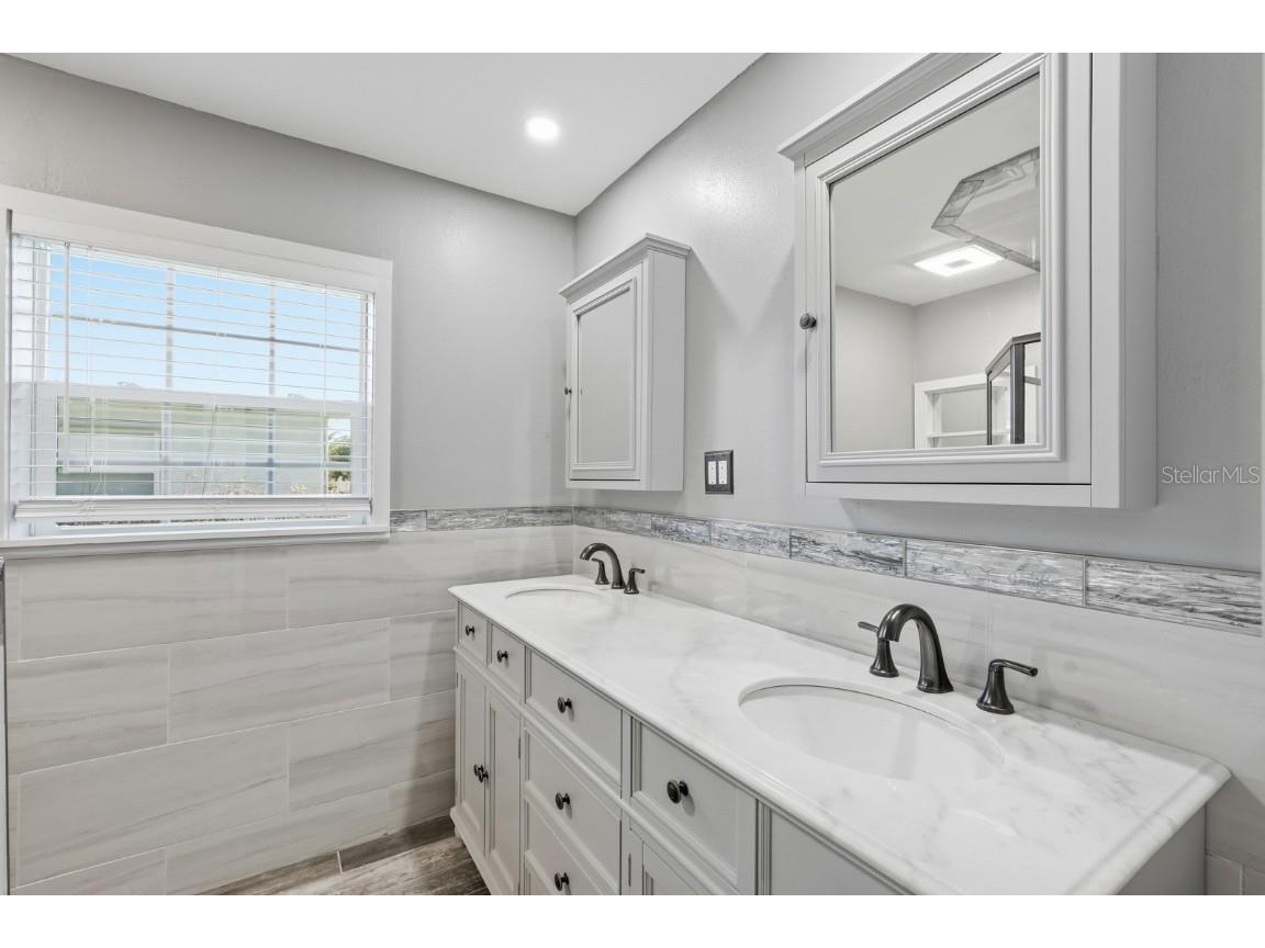 932 Lora Street Daytona Beach FL 32114 FC314005 image18