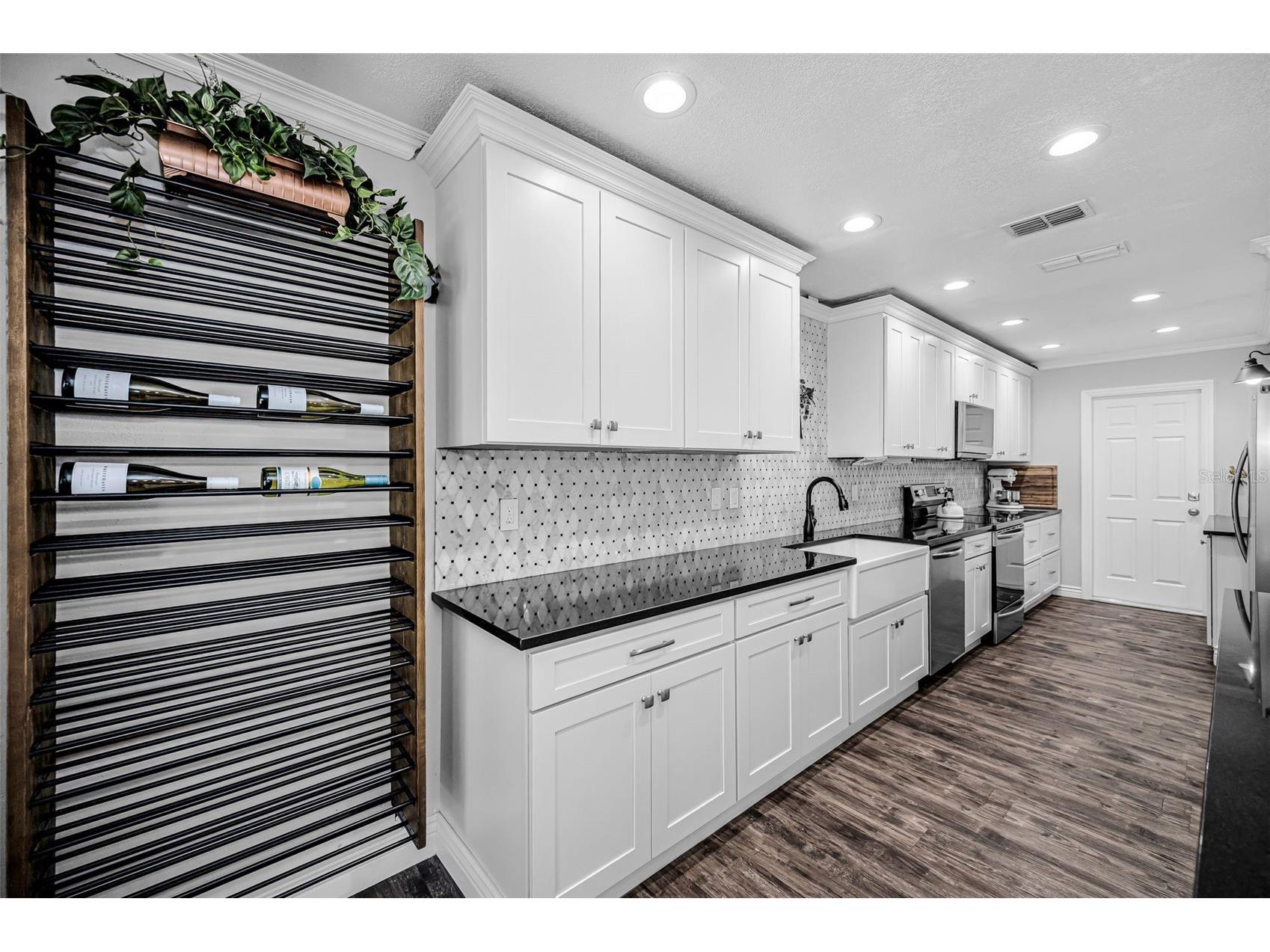 932 Myakka Court NE Saint Petersburg FL 33702 TB8508614 image12