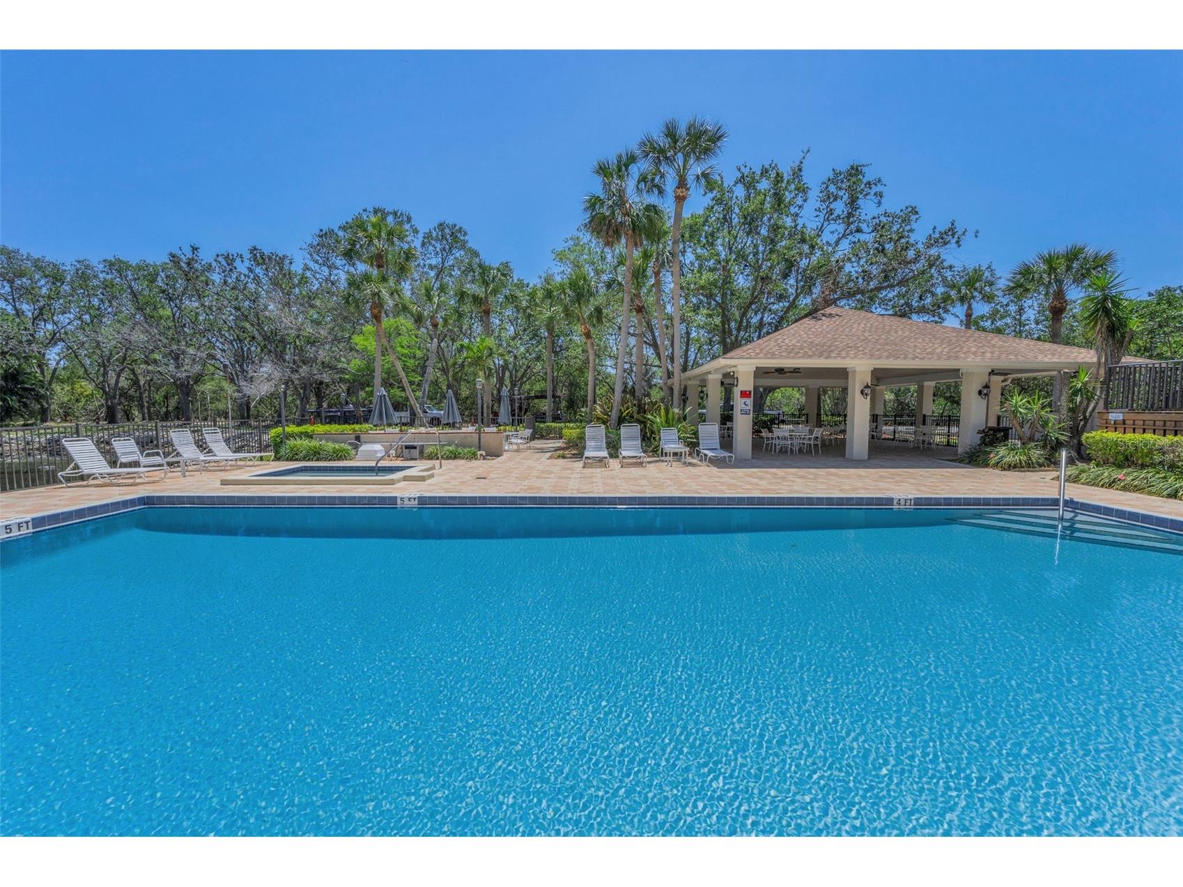 932 Myakka Court NE Saint Petersburg FL 33702 TB8508614 image44