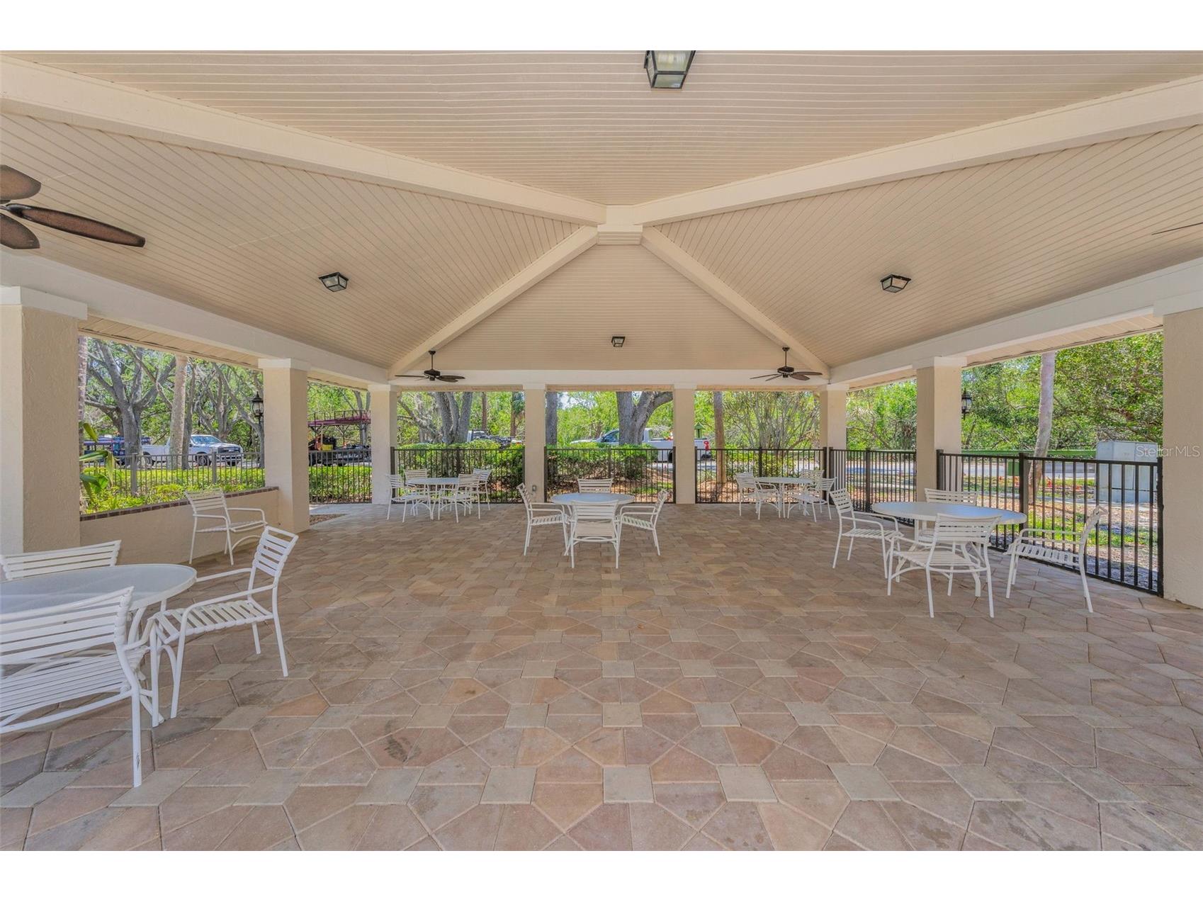 932 Myakka Court NE Saint Petersburg FL 33702 TB8508614 image46