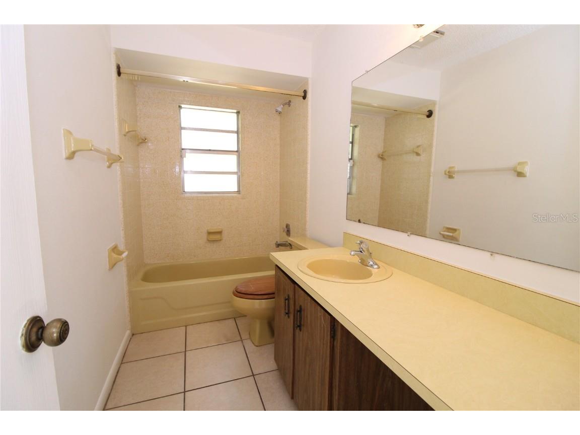 932 N Fairbairn Drive Deltona FL 32725 O6352413 image19