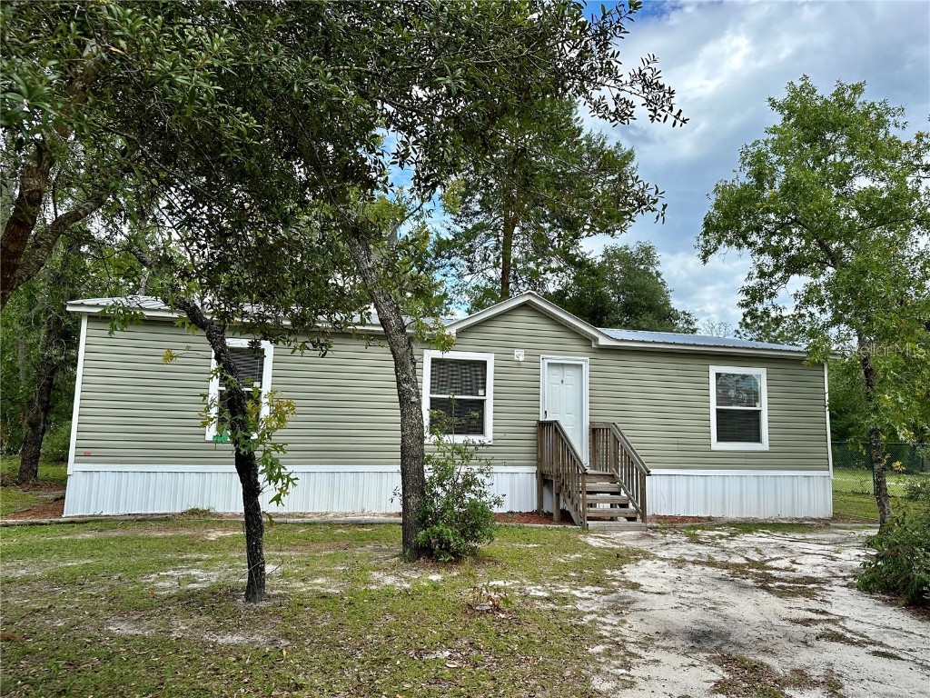 932 SE 40 Place Melrose FL 32666 S5086862 image1