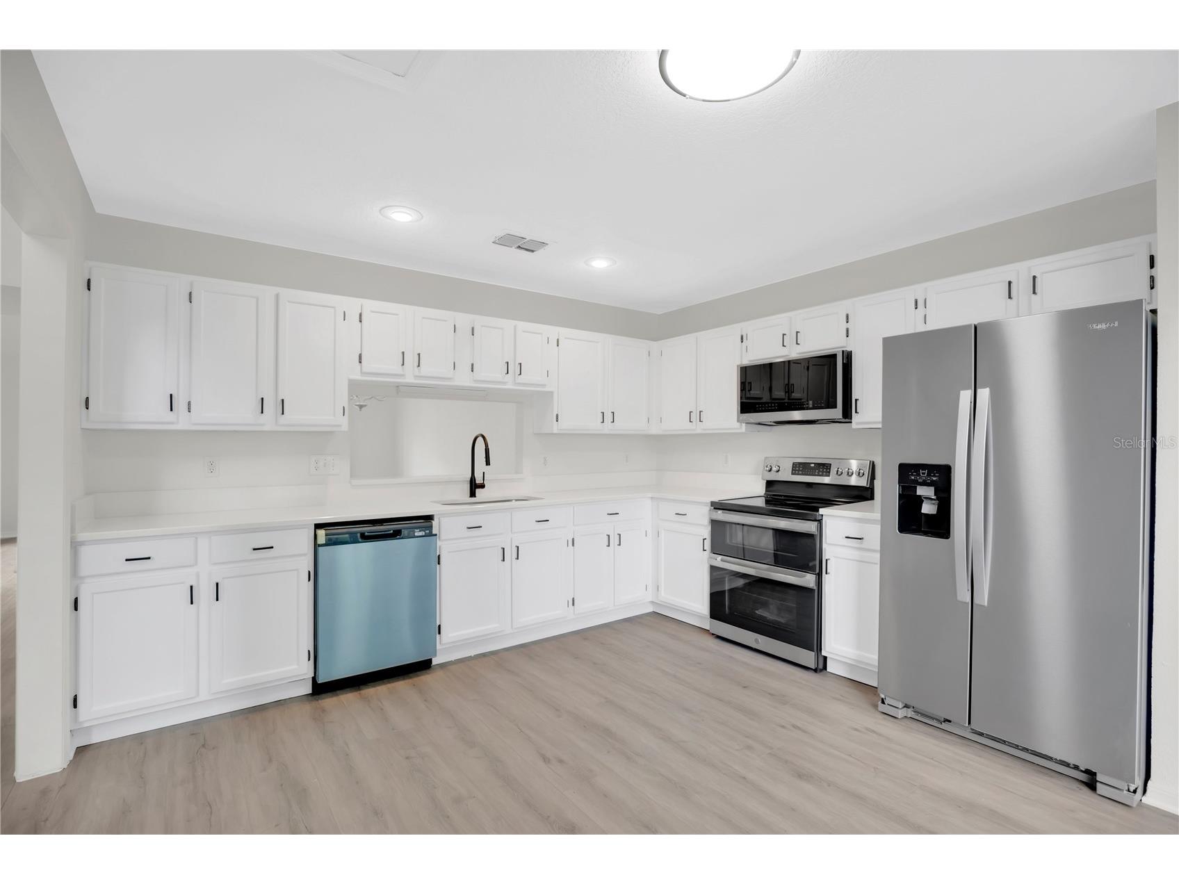 932 W Charing Cross Circle Lake Mary FL 32746 O6395342 image10