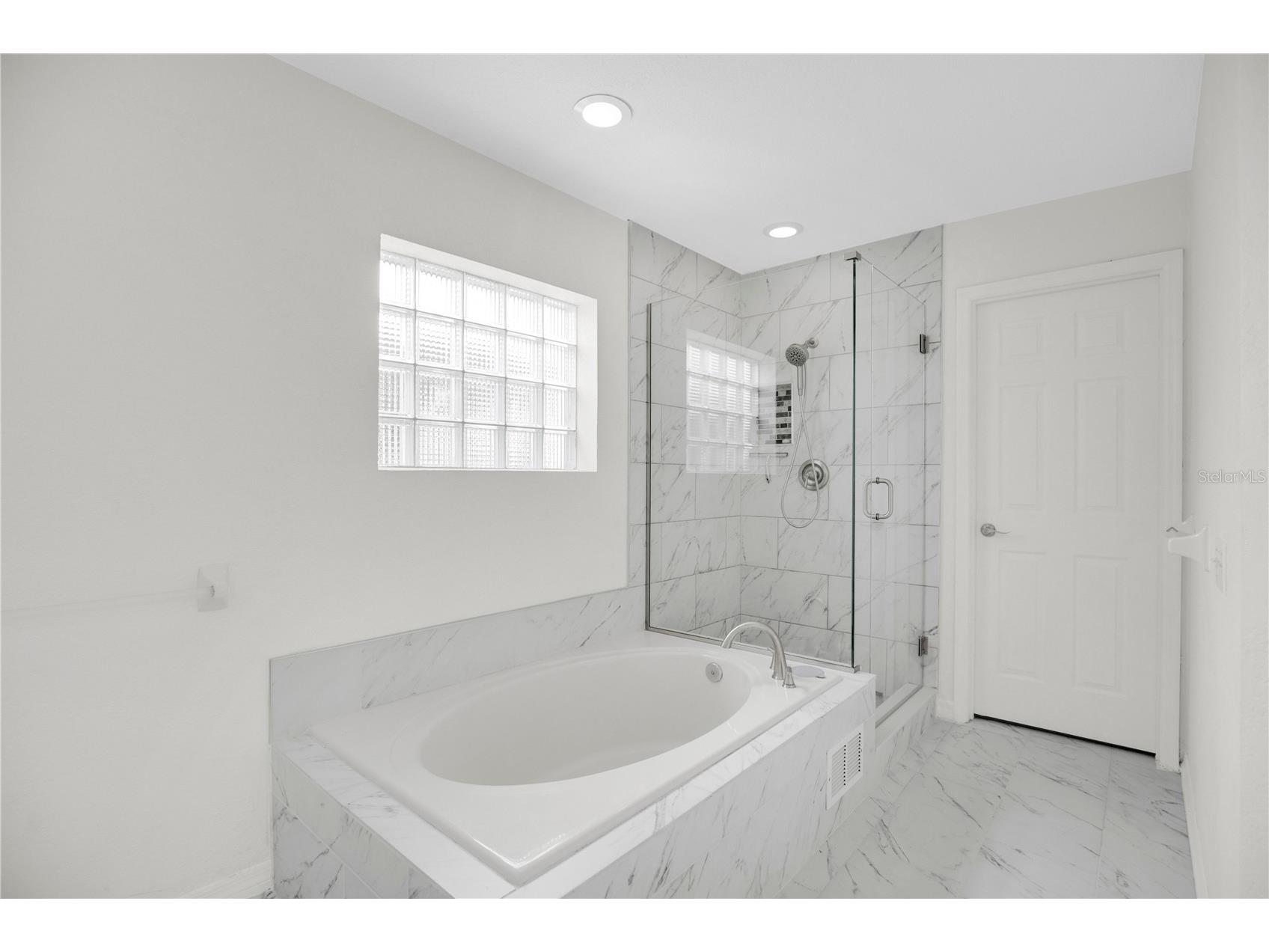 932 W Charing Cross Circle Lake Mary FL 32746 O6395342 image15
