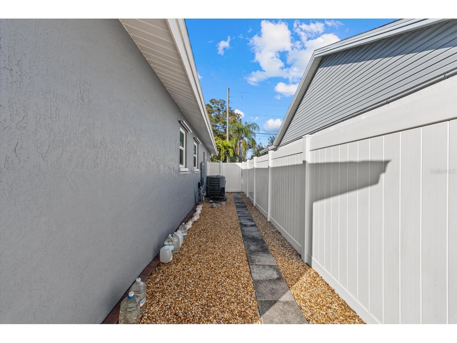 9320 126th Avenue Largo FL 33773 A4677605 image39