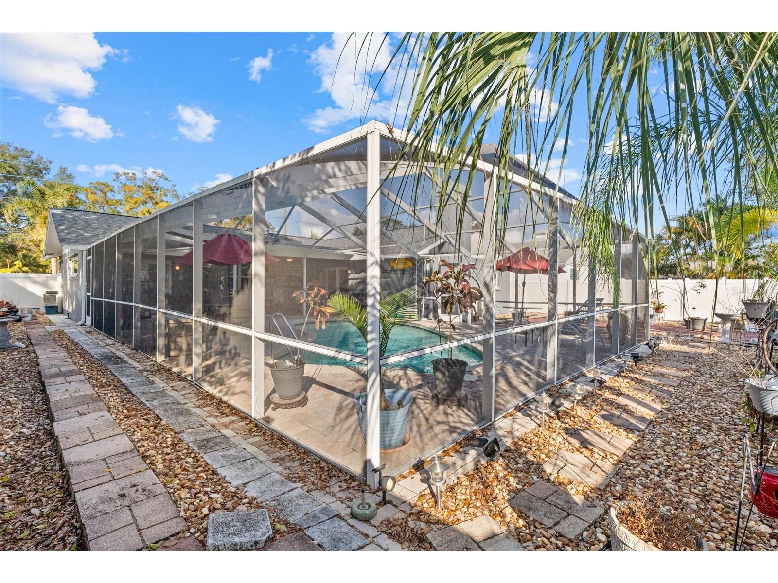 9320 126th Avenue Largo FL 33773 A4677605 image44