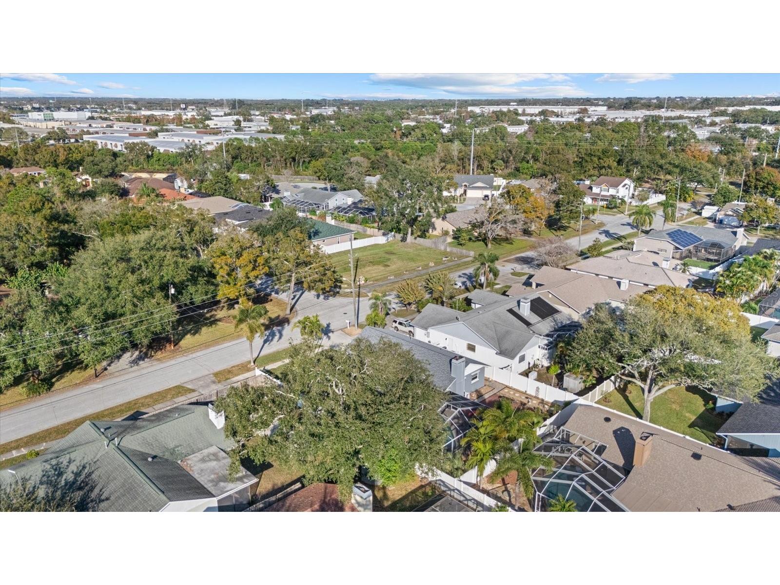 9320 126th Avenue Largo FL 33773 A4677605 image50