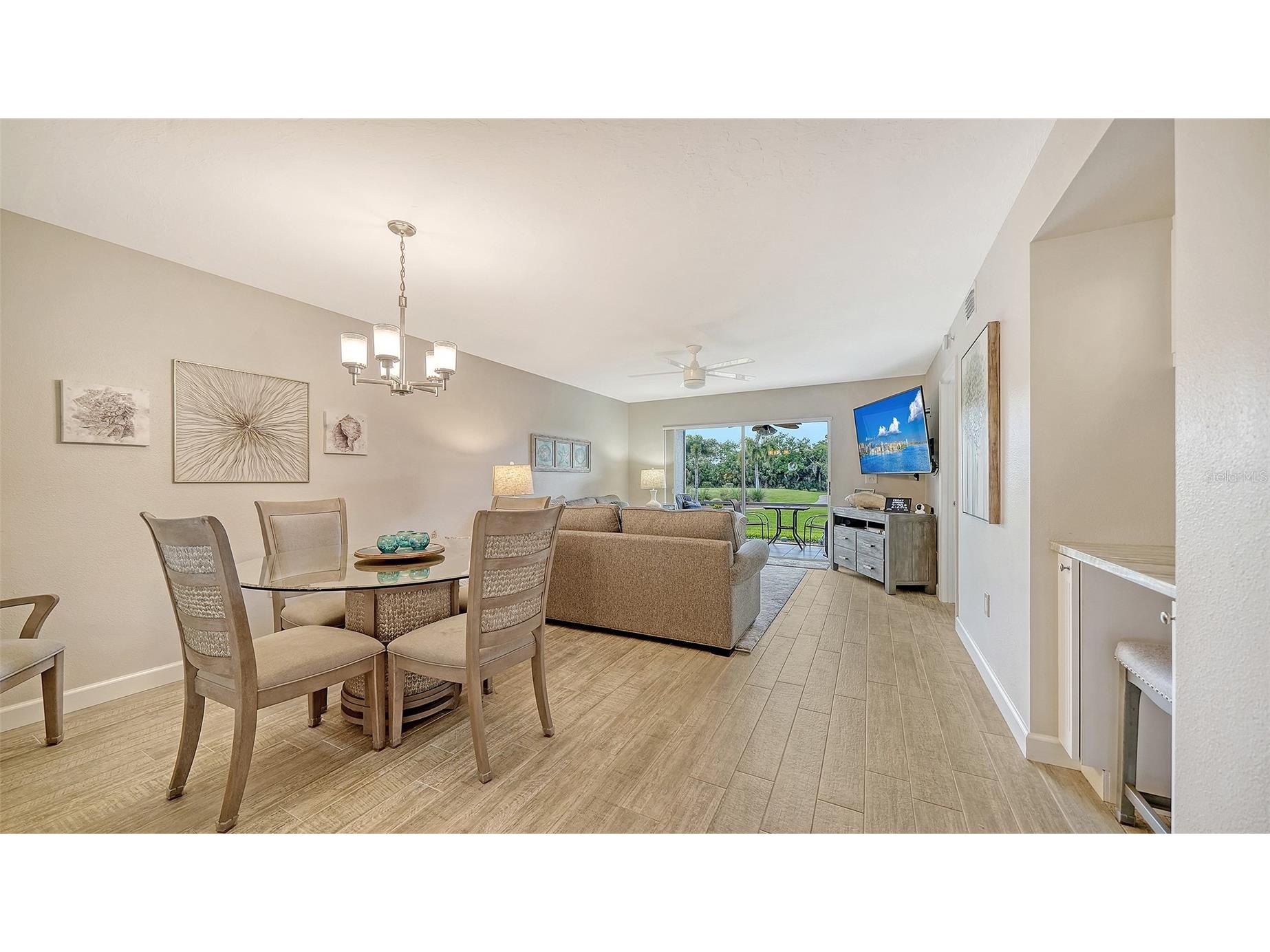 9320 Clubside Circle #2106 Sarasota FL 34238 A4689131 image3