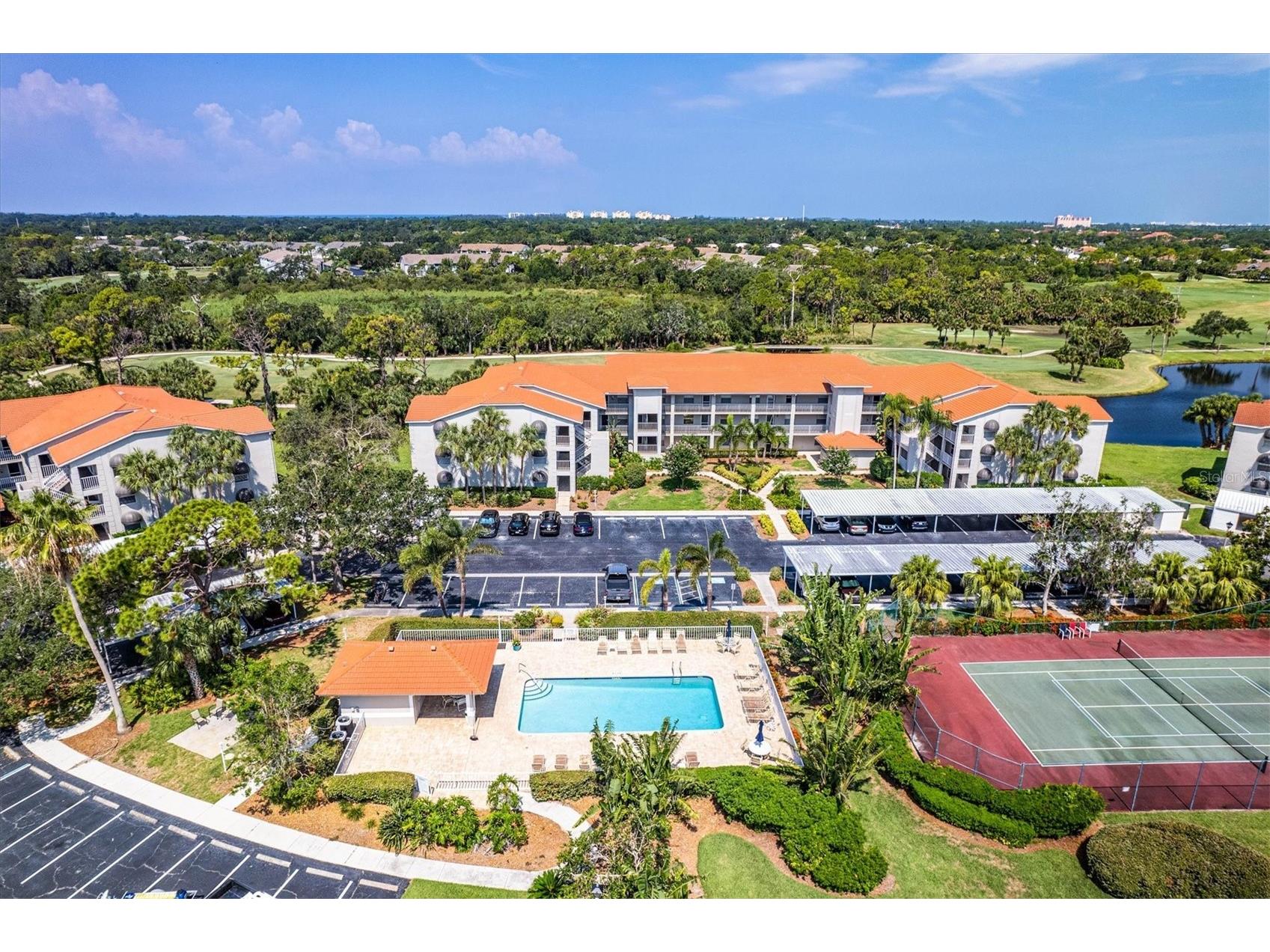 9320 Clubside Circle #2108 Sarasota FL 34238 A4688391 image2