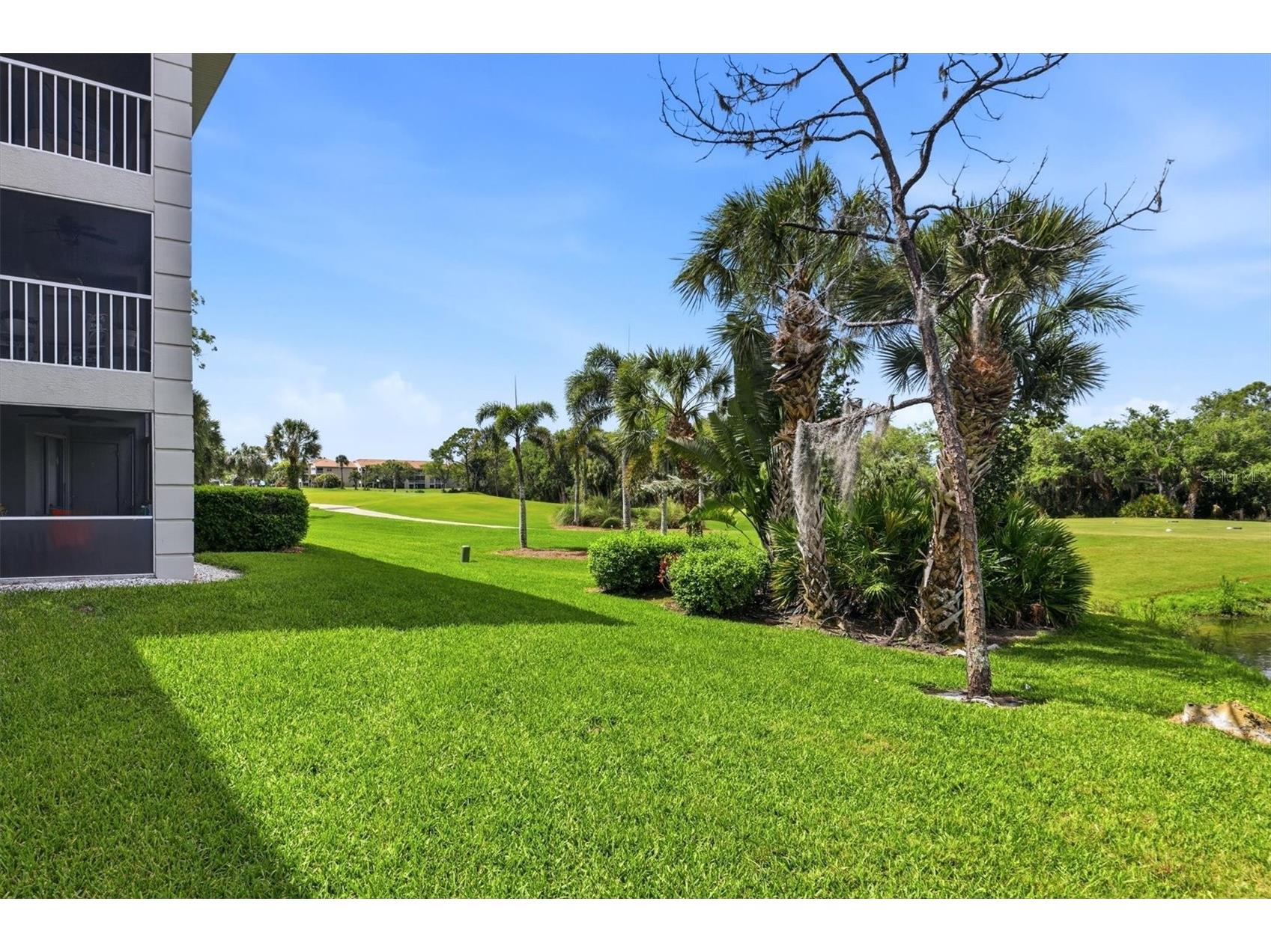 9320 Clubside Circle #2108 Sarasota FL 34238 A4688391 image32