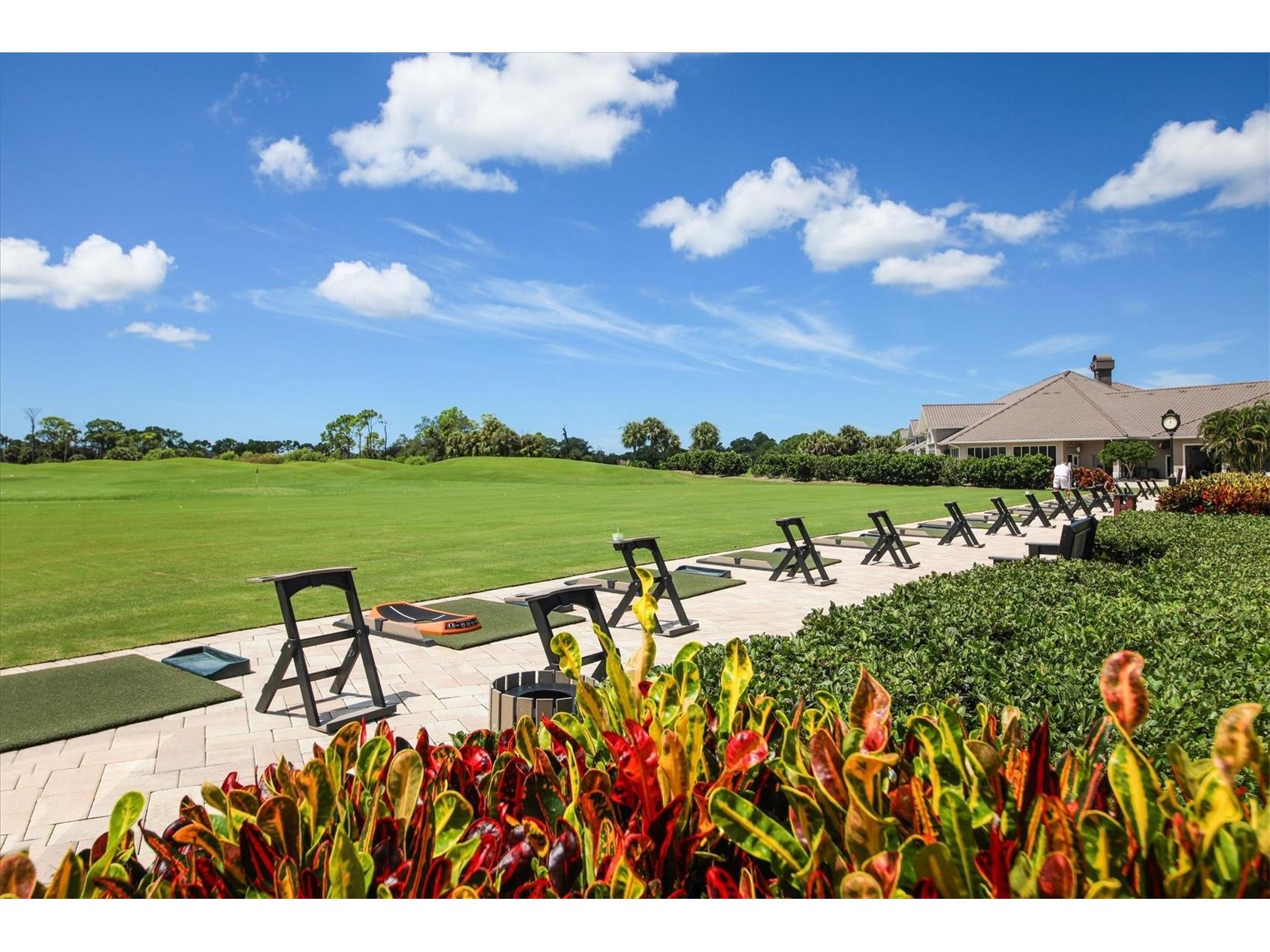 9320 Clubside Circle #2108 Sarasota FL 34238 A4688391 image51