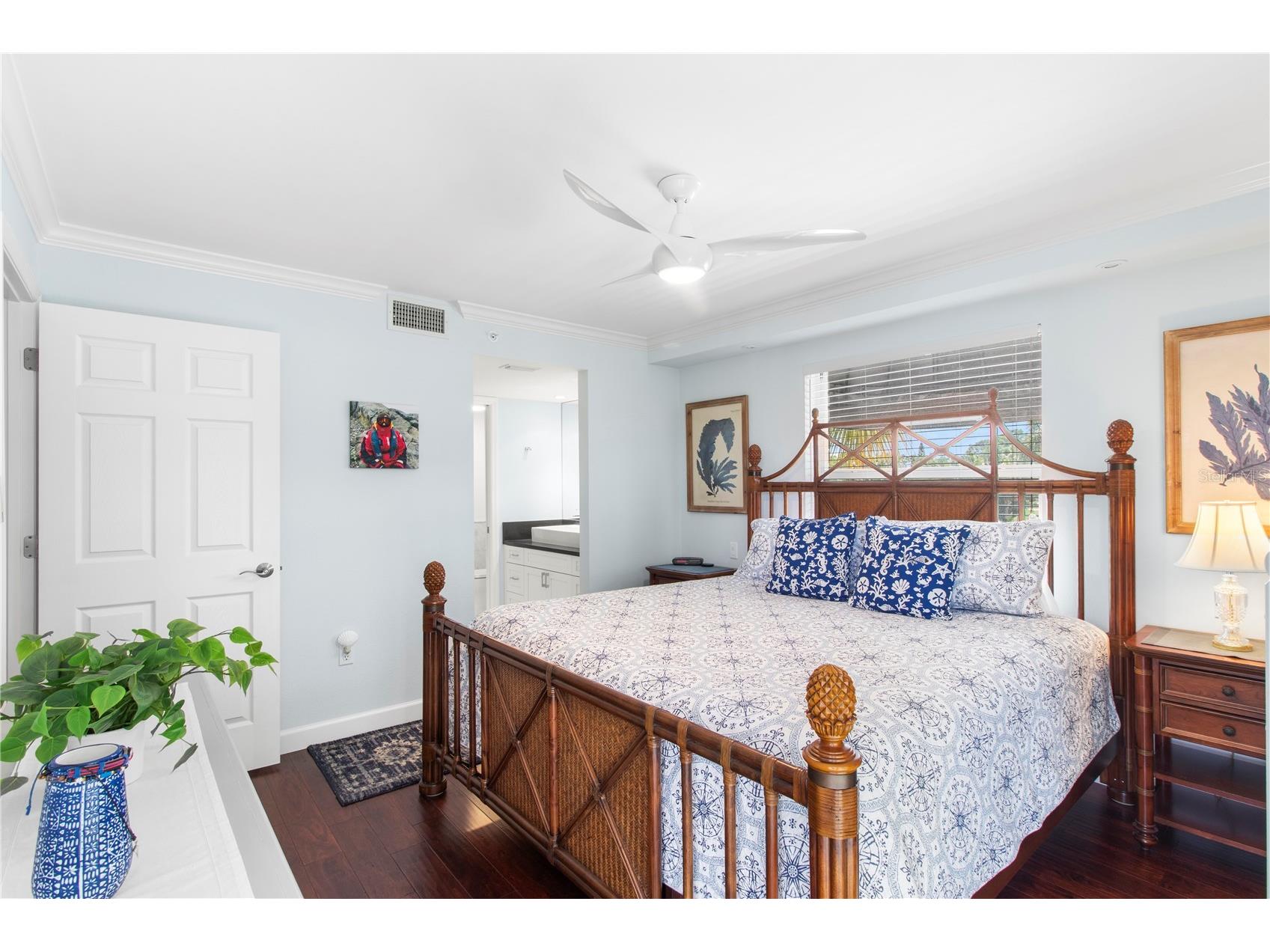 9320 Clubside Circle #2201 Sarasota FL 34238 A4692604 image16