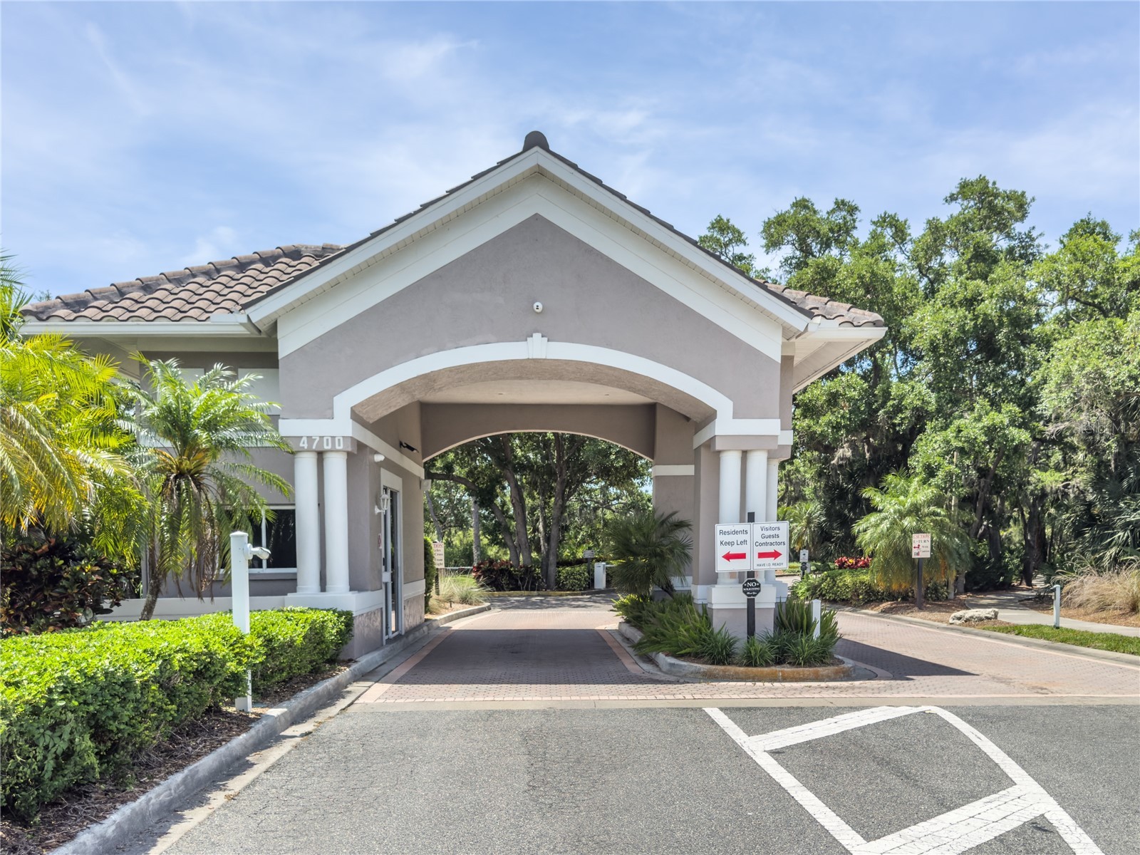 9320 Clubside Circle #2201 Sarasota FL 34238 A4692604 image32