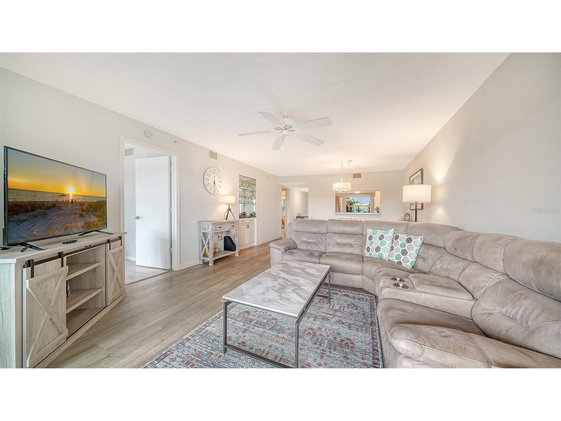 9320 Clubside Circle #2205 Sarasota FL 34238 A4700596 image10