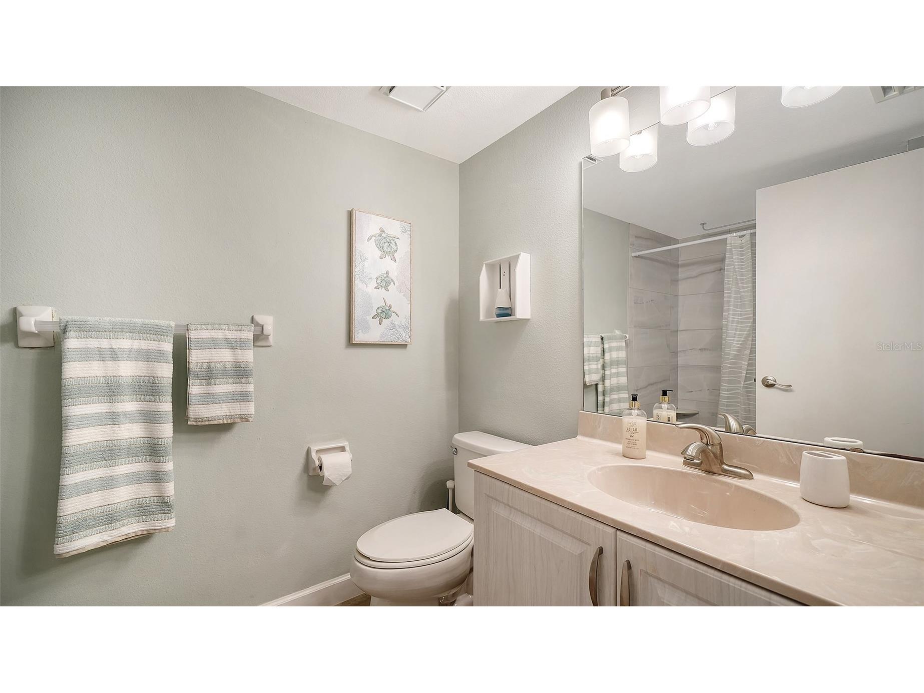9320 Clubside Circle #2205 Sarasota FL 34238 A4700596 image22