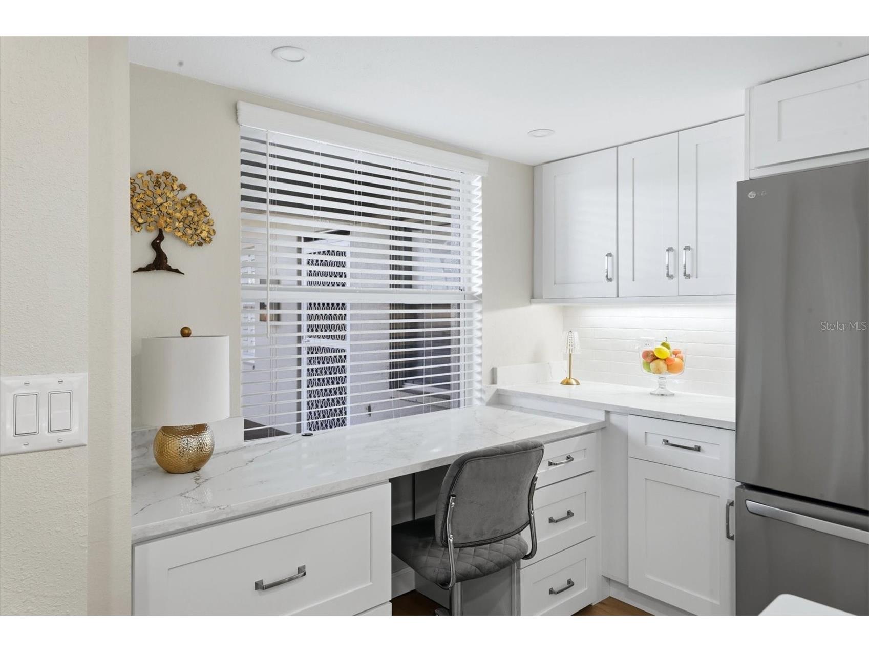9320 Clubside Circle #2209 Sarasota FL 34238 A4695689 image11