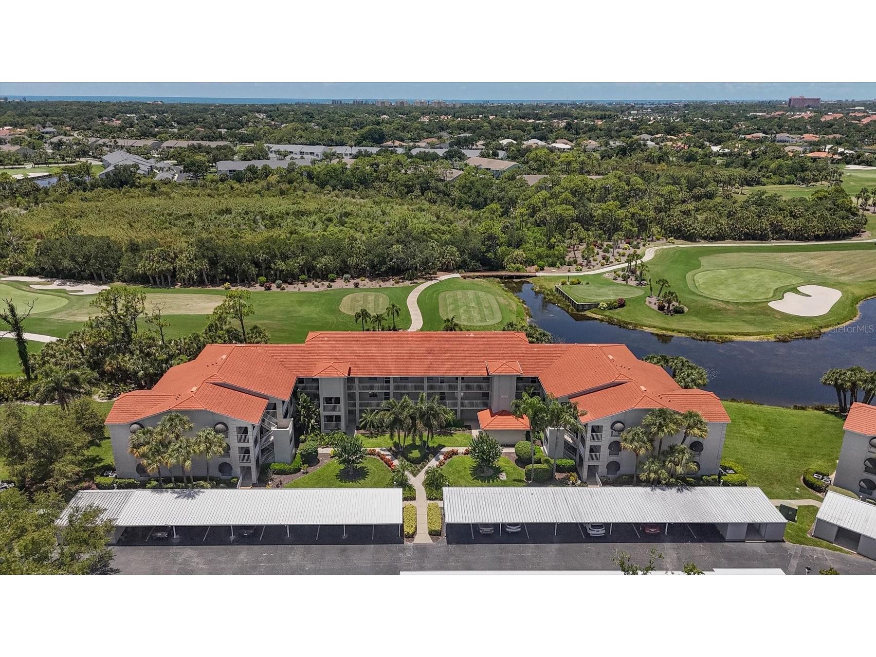 9320 Clubside Circle #2209 Sarasota FL 34238 A4695689 image2