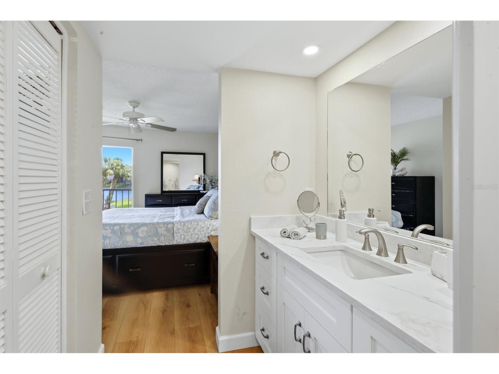 9320 Clubside Circle #2209 Sarasota FL 34238 A4695689 image24