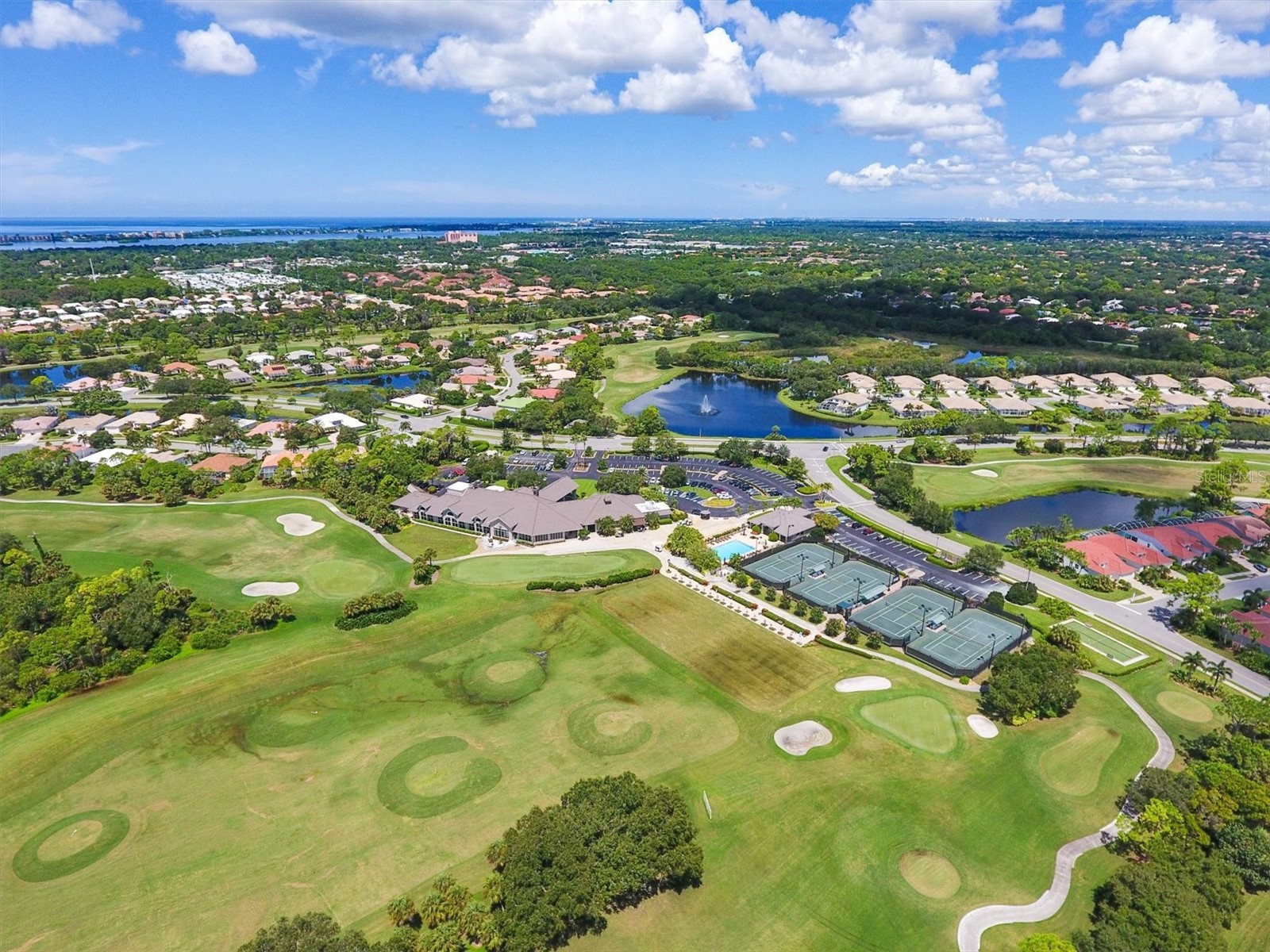 9320 Clubside Circle #2209 Sarasota FL 34238 A4695689 image60