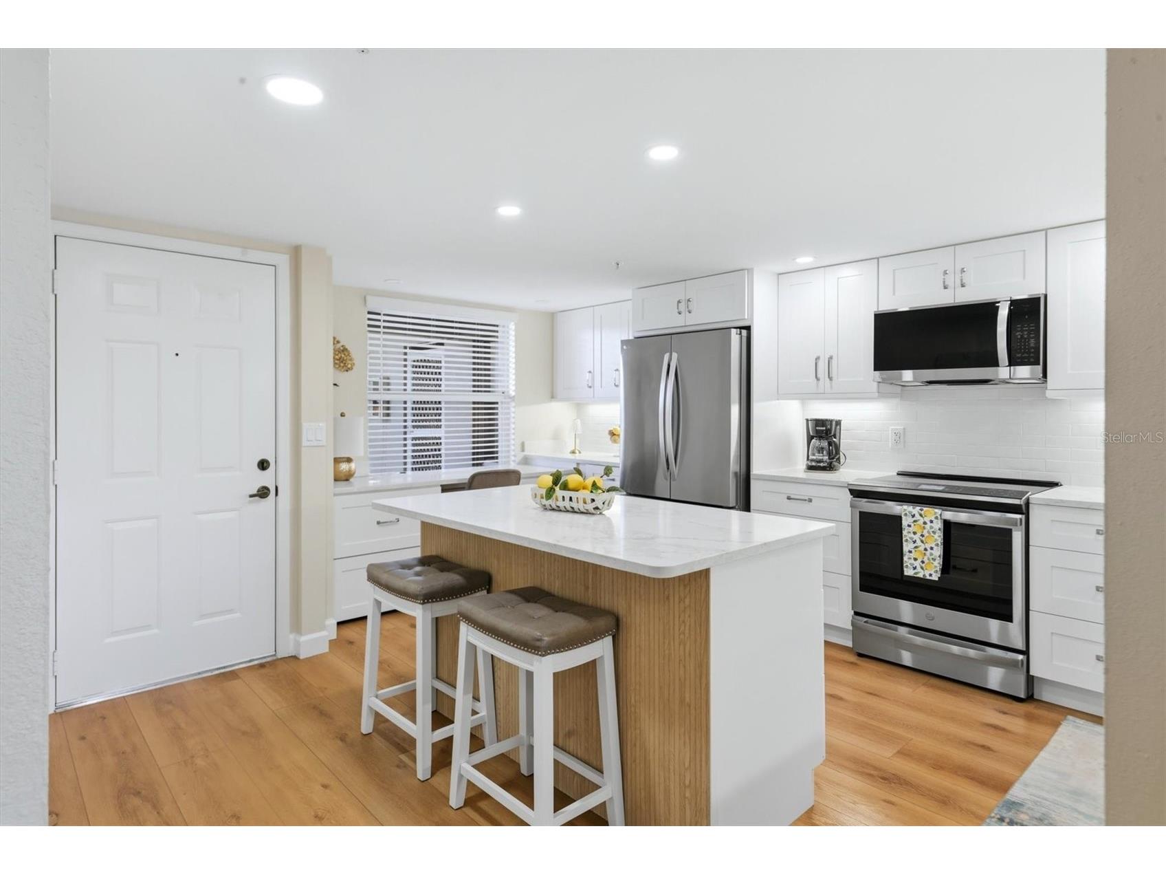 9320 Clubside Circle #2209 Sarasota FL 34238 A4695689 image9