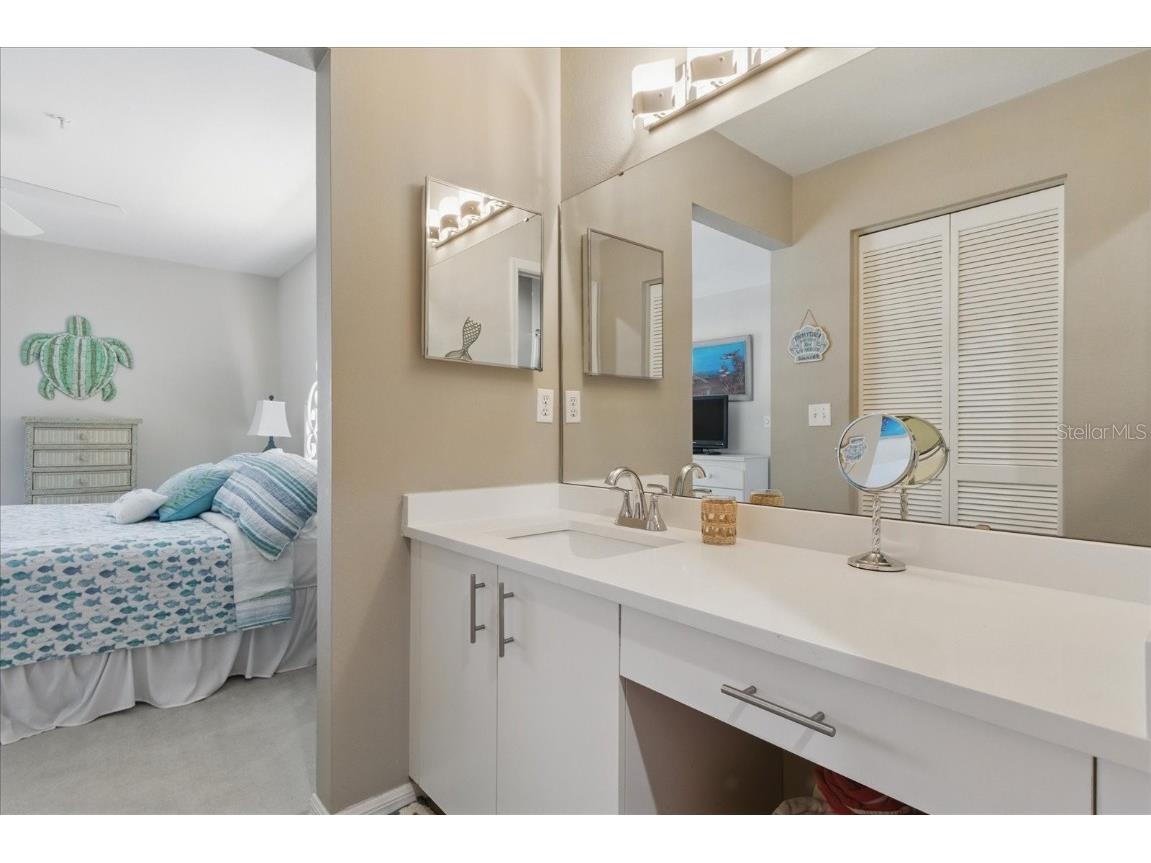 9320 Clubside Circle #2310 Sarasota FL 34238 N6121013 image27