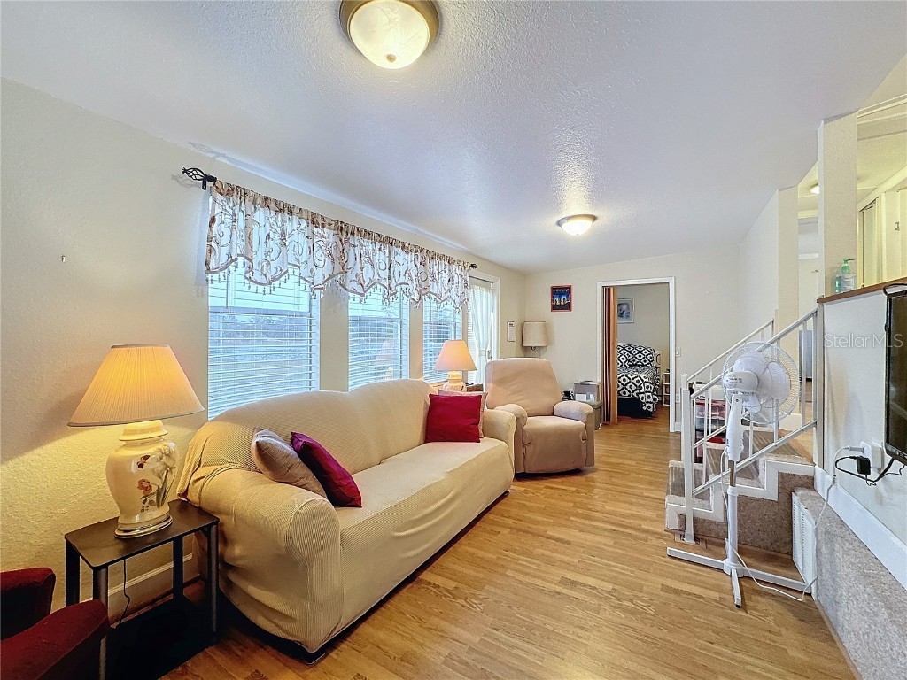 9321 Grizzly Bear Lane Weeki Wachee FL 34613 W7871965 image5