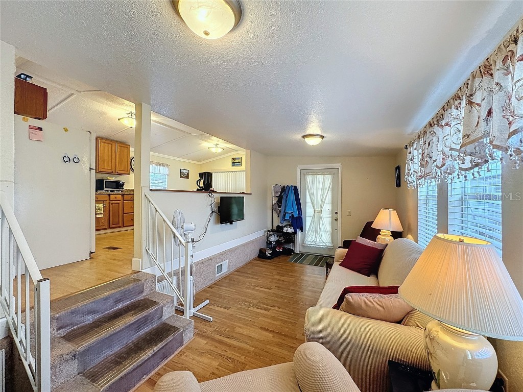 9321 Grizzly Bear Lane Weeki Wachee FL 34613 W7871965 image6