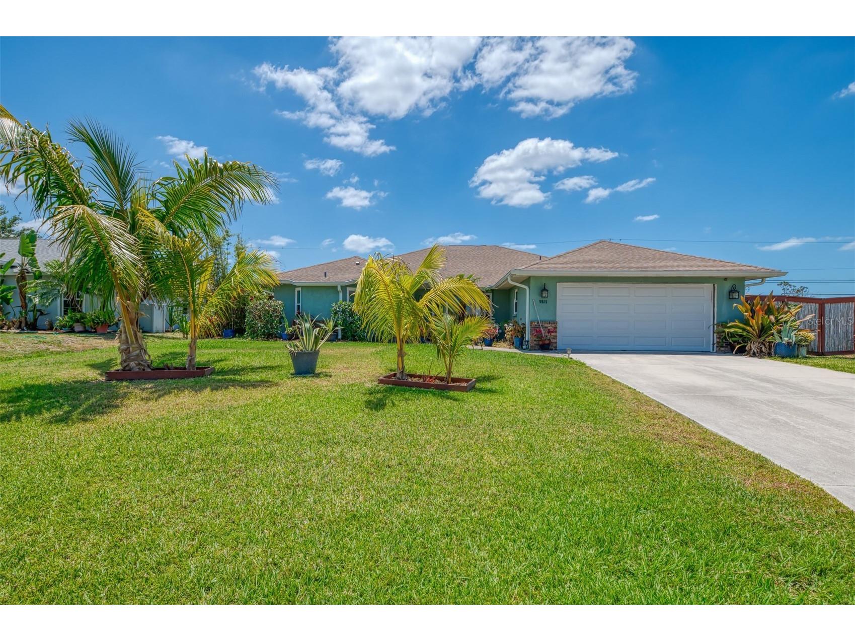 9321 New Martinsville Avenue Englewood FL 34224 A4650839 image1