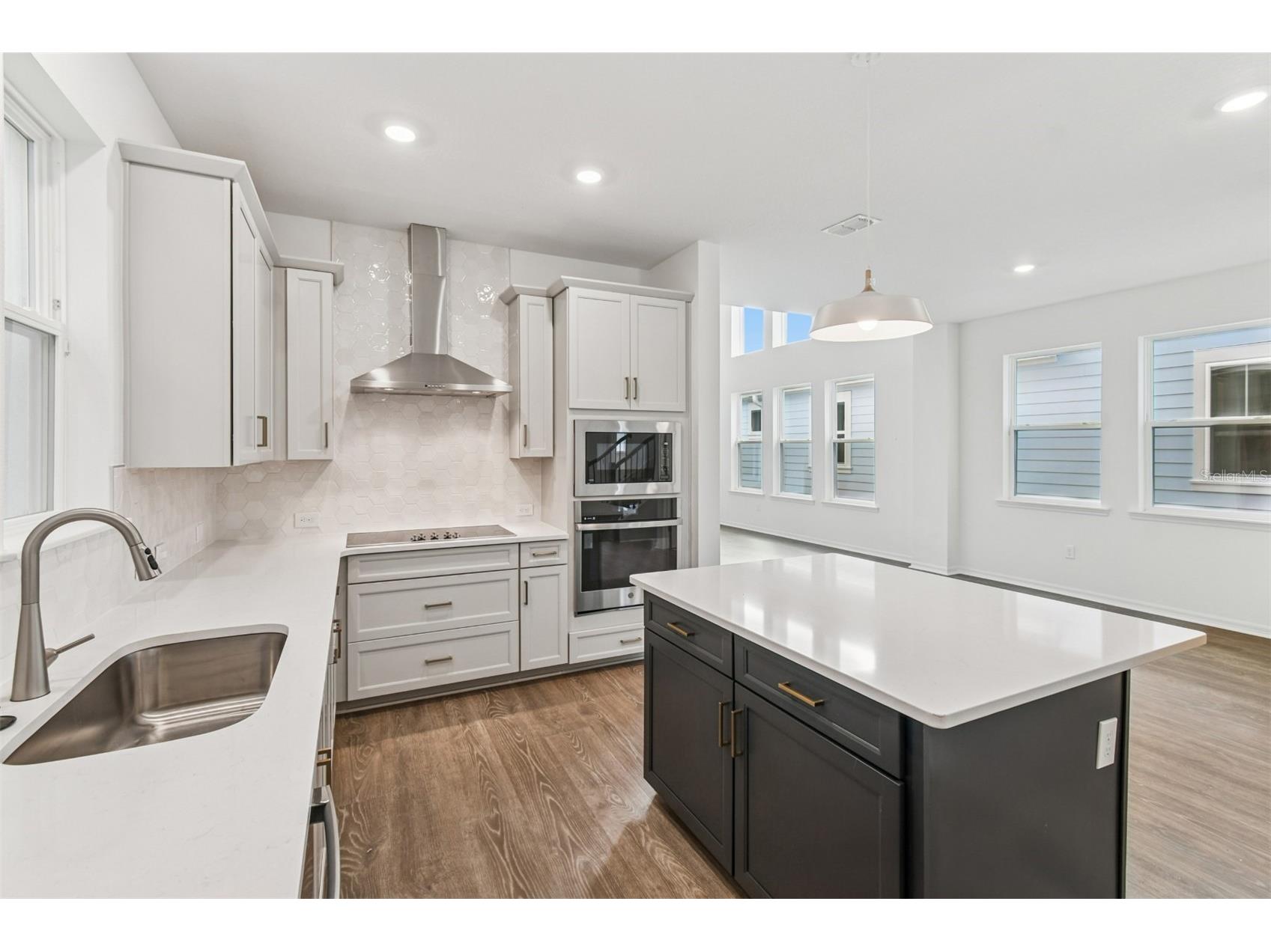 9322 Hartline Way Orlando FL 32827 TB8431939 image12