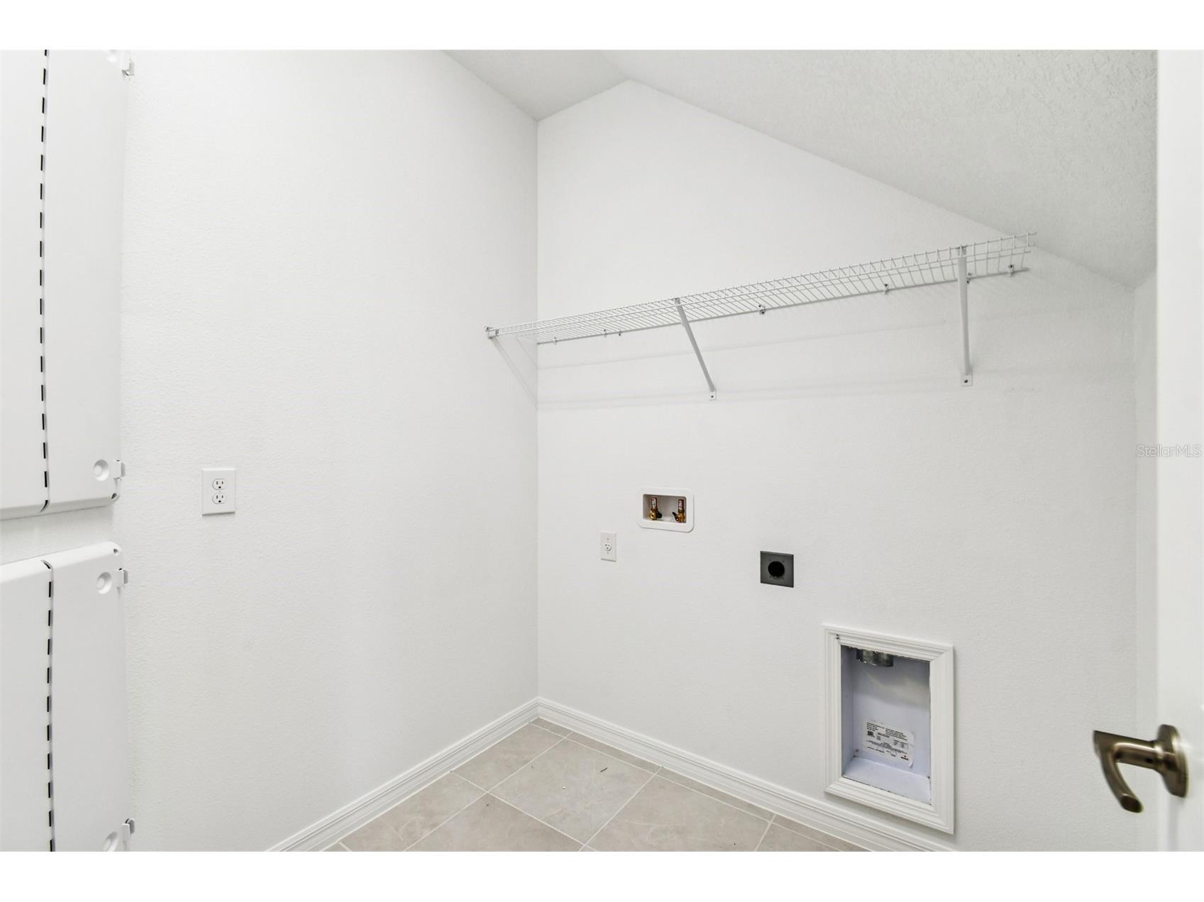 9322 Hartline Way Orlando FL 32827 TB8431939 image46