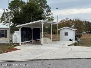 9325 Grizzly Bear Lane Weeki Wachee FL 34613 W7880594 image1