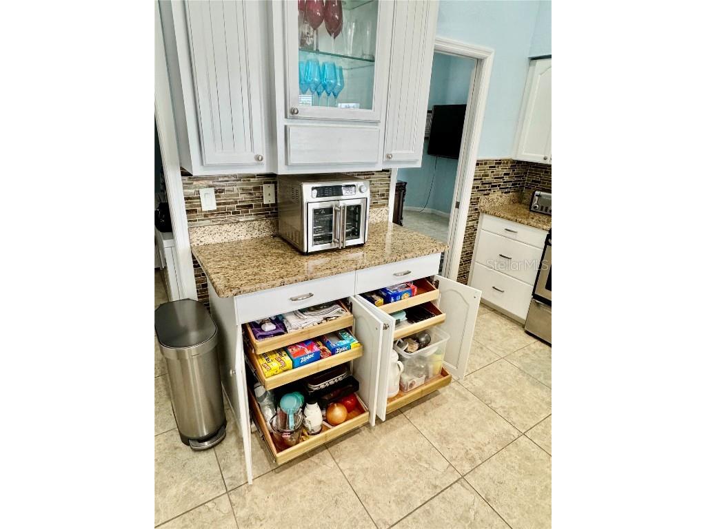 9325 Saint Paul Drive Port Charlotte FL 33981 - STEVEN POINT WATERWAY D6141480 image21