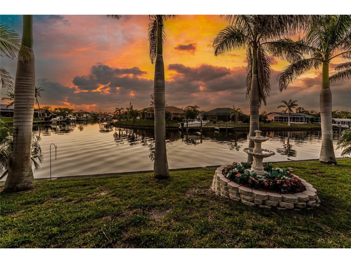 9325 Saint Paul Drive Port Charlotte FL 33981 - STEVEN POINT WATERWAY D6141480 image3