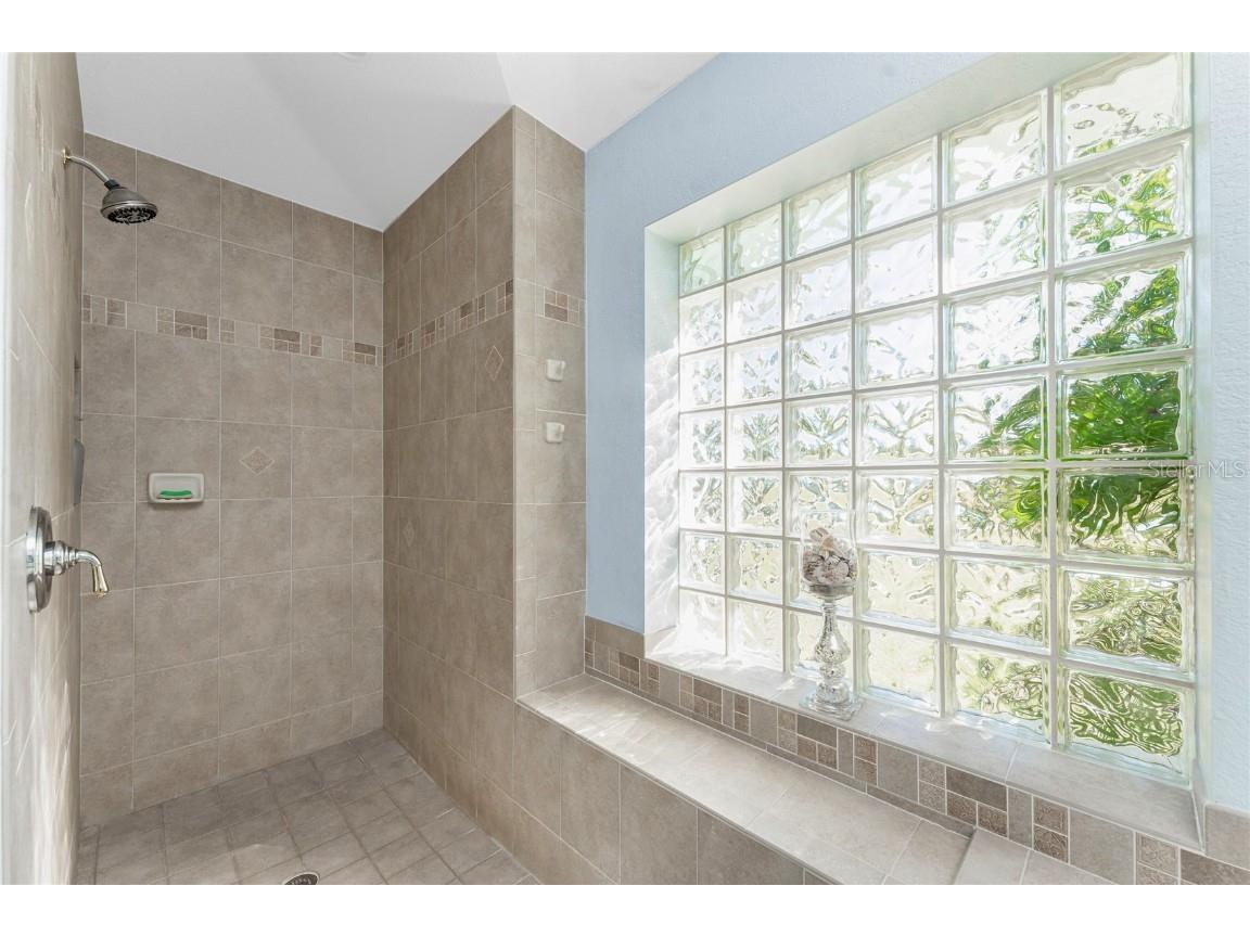 9325 Saint Paul Drive Port Charlotte FL 33981 - STEVEN POINT WATERWAY D6141480 image56