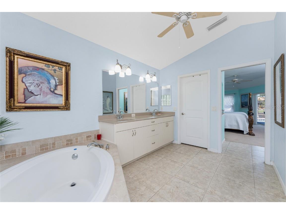 9325 Saint Paul Drive Port Charlotte FL 33981 - STEVEN POINT WATERWAY D6141480 image57